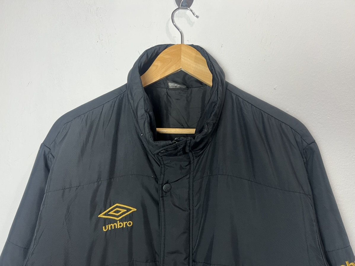 Vintage Vintage Umbro Padded Bench Long Trench Jacke Size US M / EU 48-50 / 2 - 3 Thumbnail