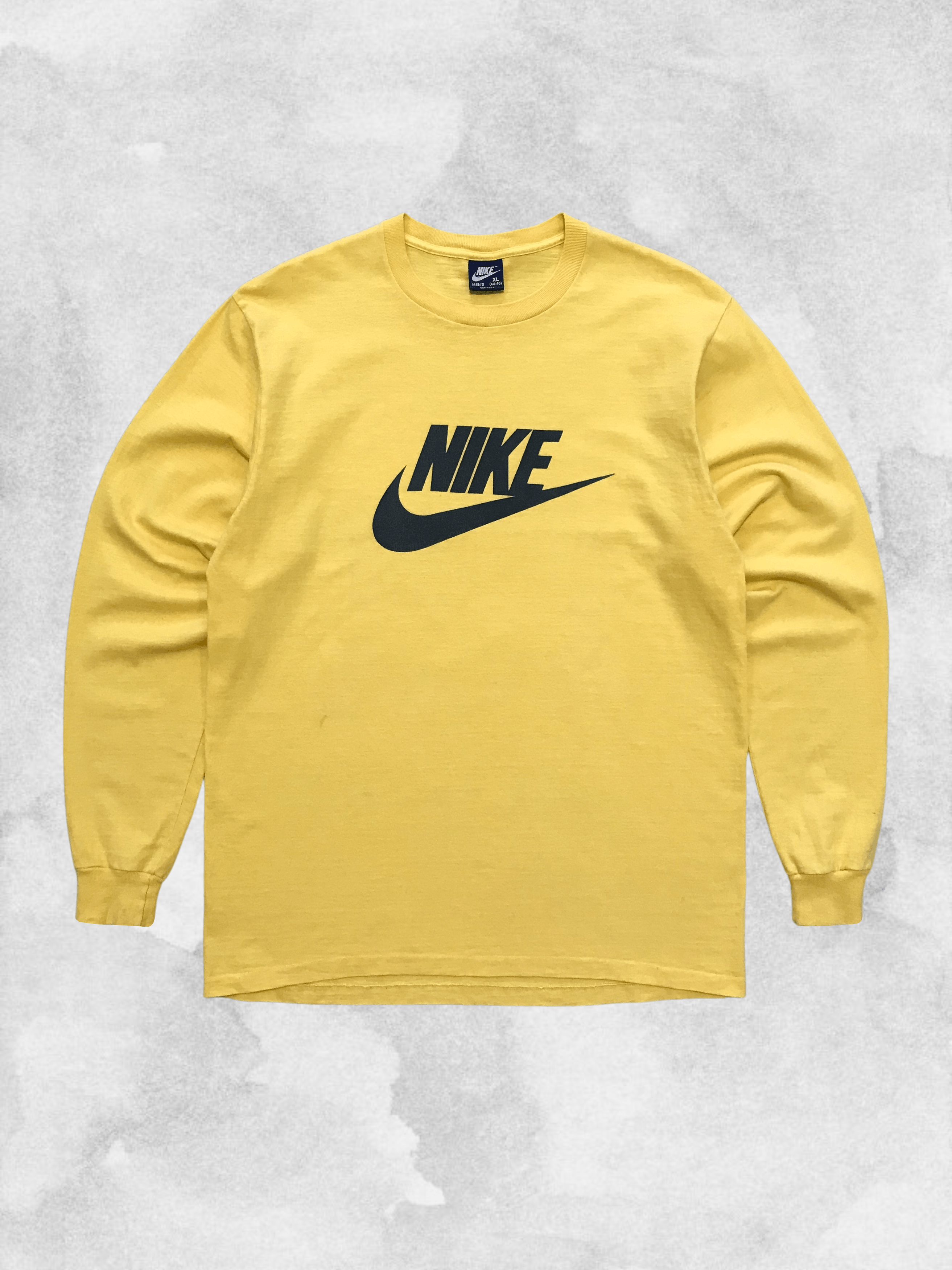 Nike NIKE Vintage Crewneck Long Sleeve Sweatshirt 80s USA Rare Size US XL / EU 56 / 4 - 1 Thumbnail