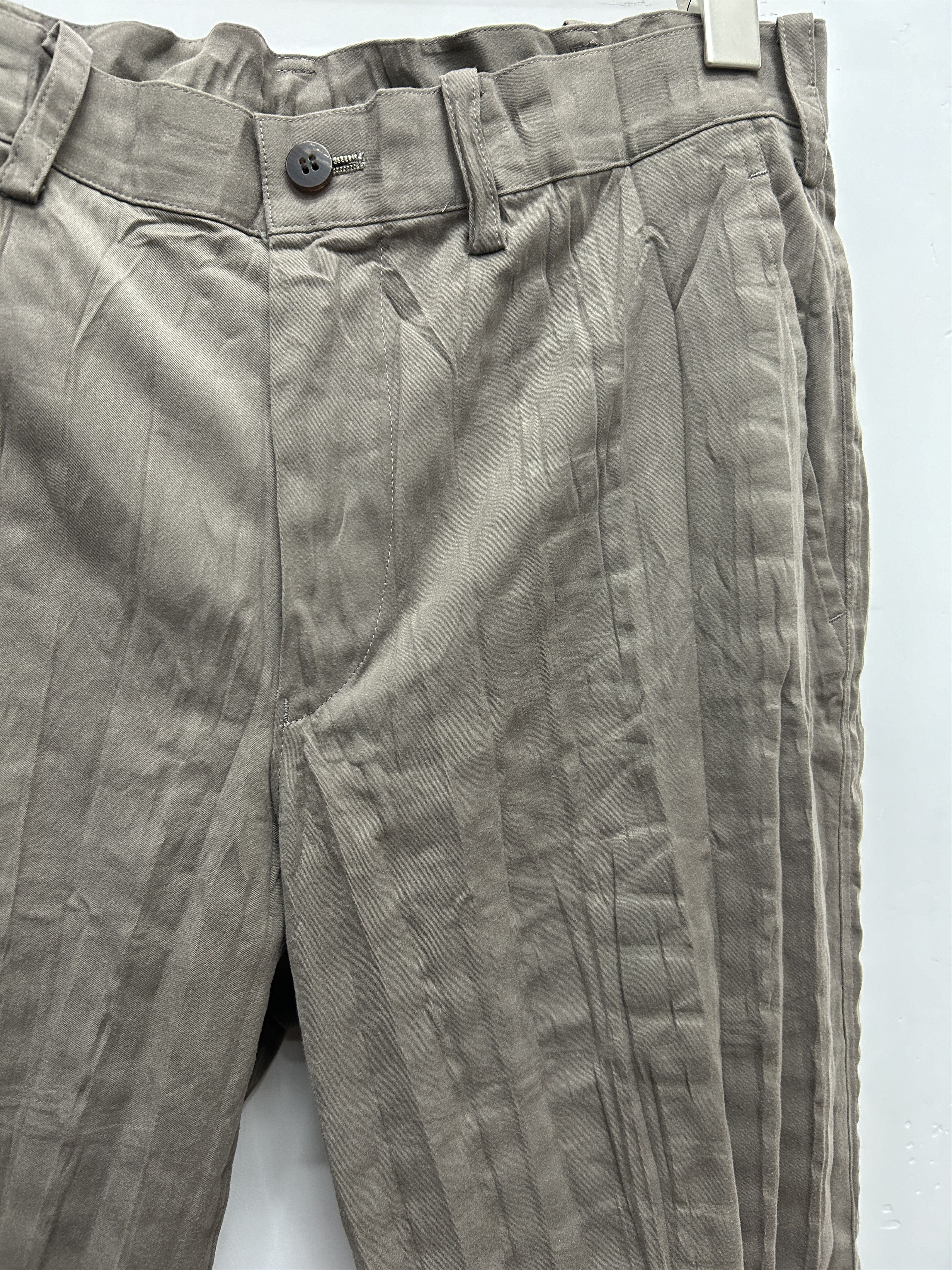 Issey Miyake Issey Miyake Men SS17 pleated trousers Size US 32 / EU 48 - 3 Thumbnail