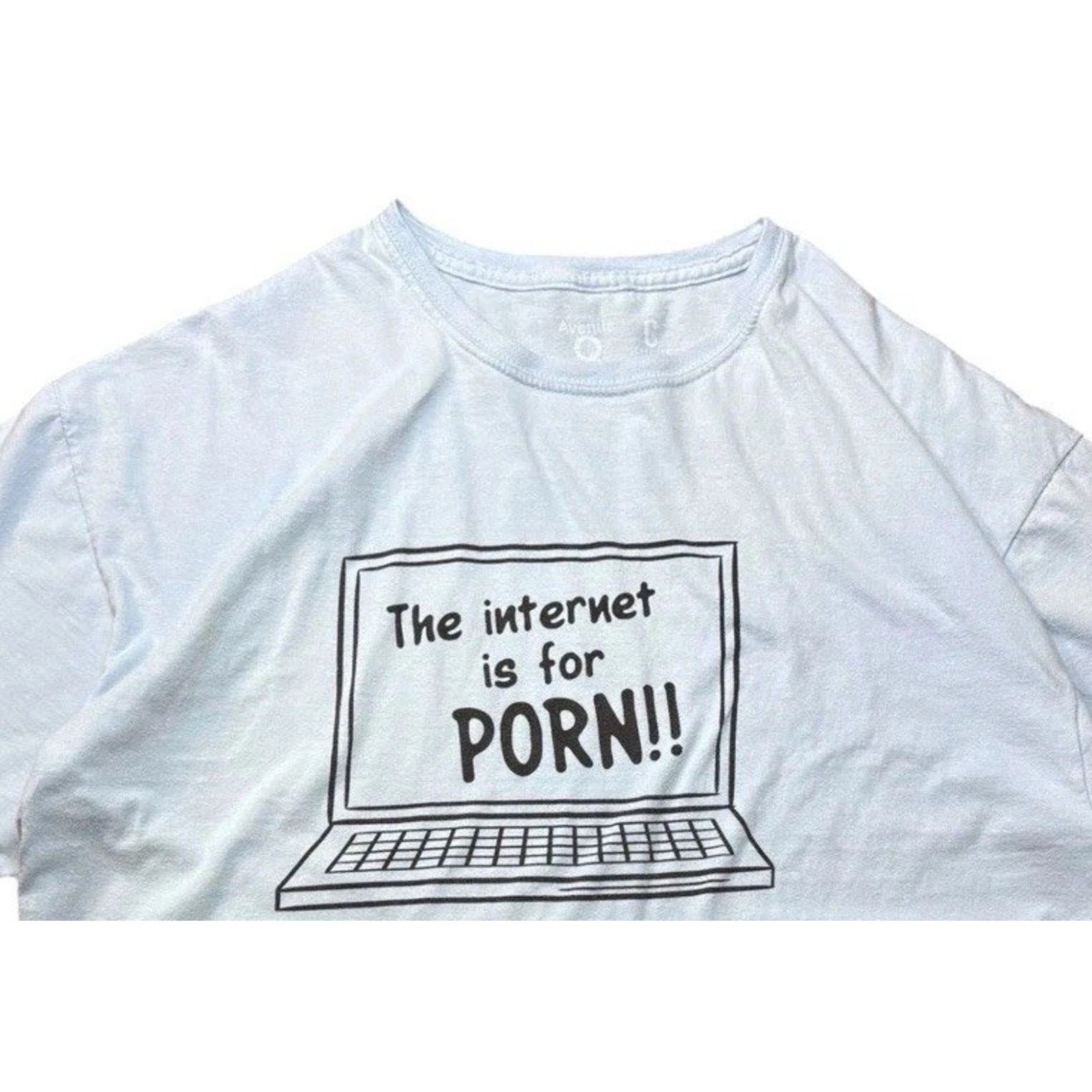 Gildan Avenue q the broadway xl Logo Shirt The internet is for porn Size US XL / EU 56 / 4 - 1 Thumbnail