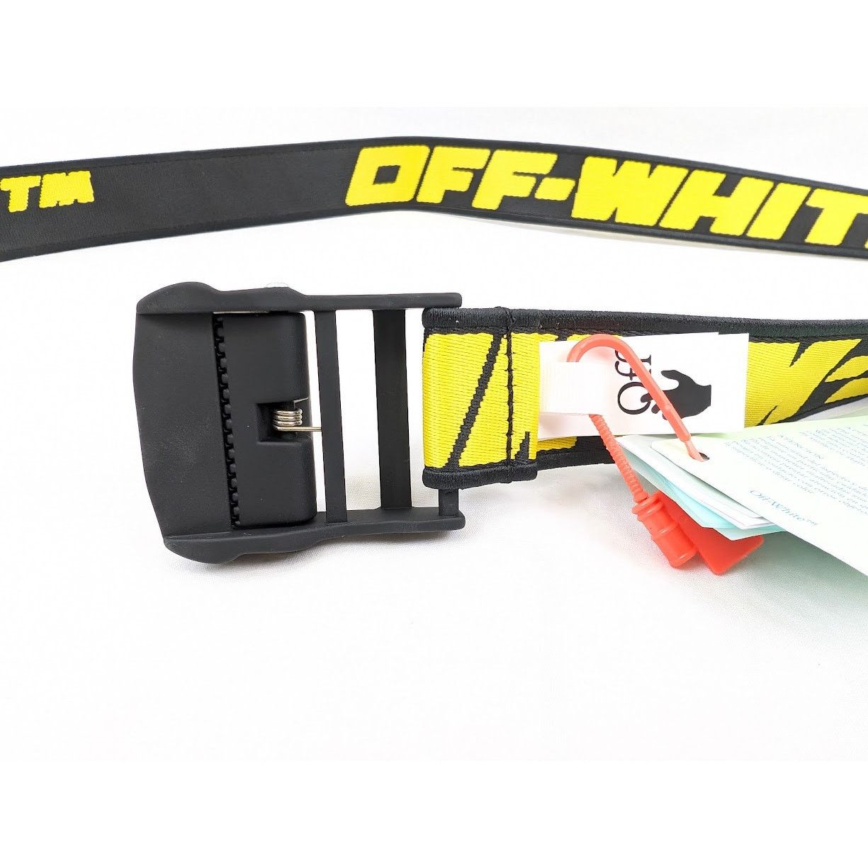 Off-White o1rshd1 Q:3 / Size:OS / Tape Industrial Belt in Black Yellow Size ONE SIZE - 6 Thumbnail