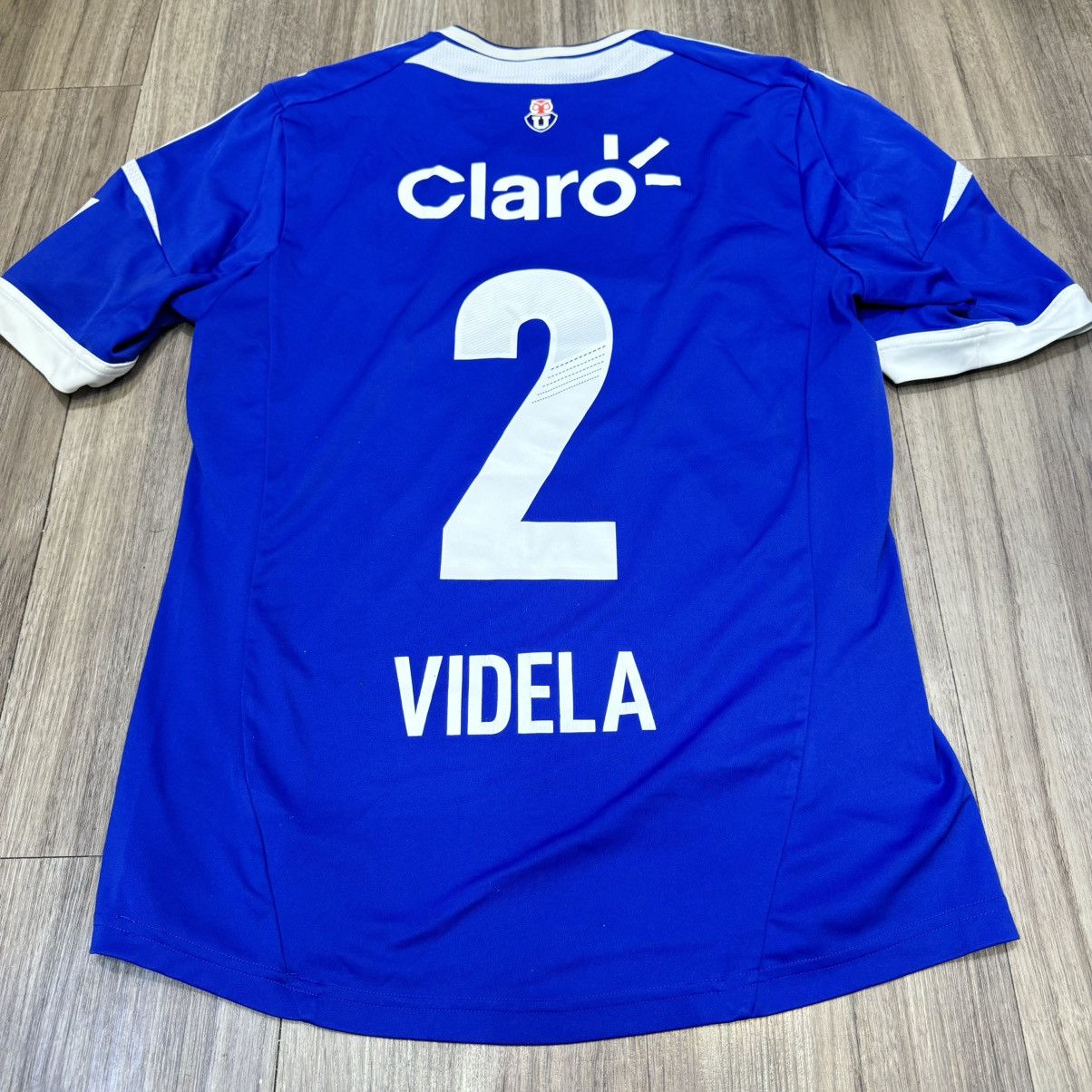 Adidas Universidad de Chile 12/13 home shirt #2 Videla Size US M / EU 48-50 / 2 - 2 Thumbnail
