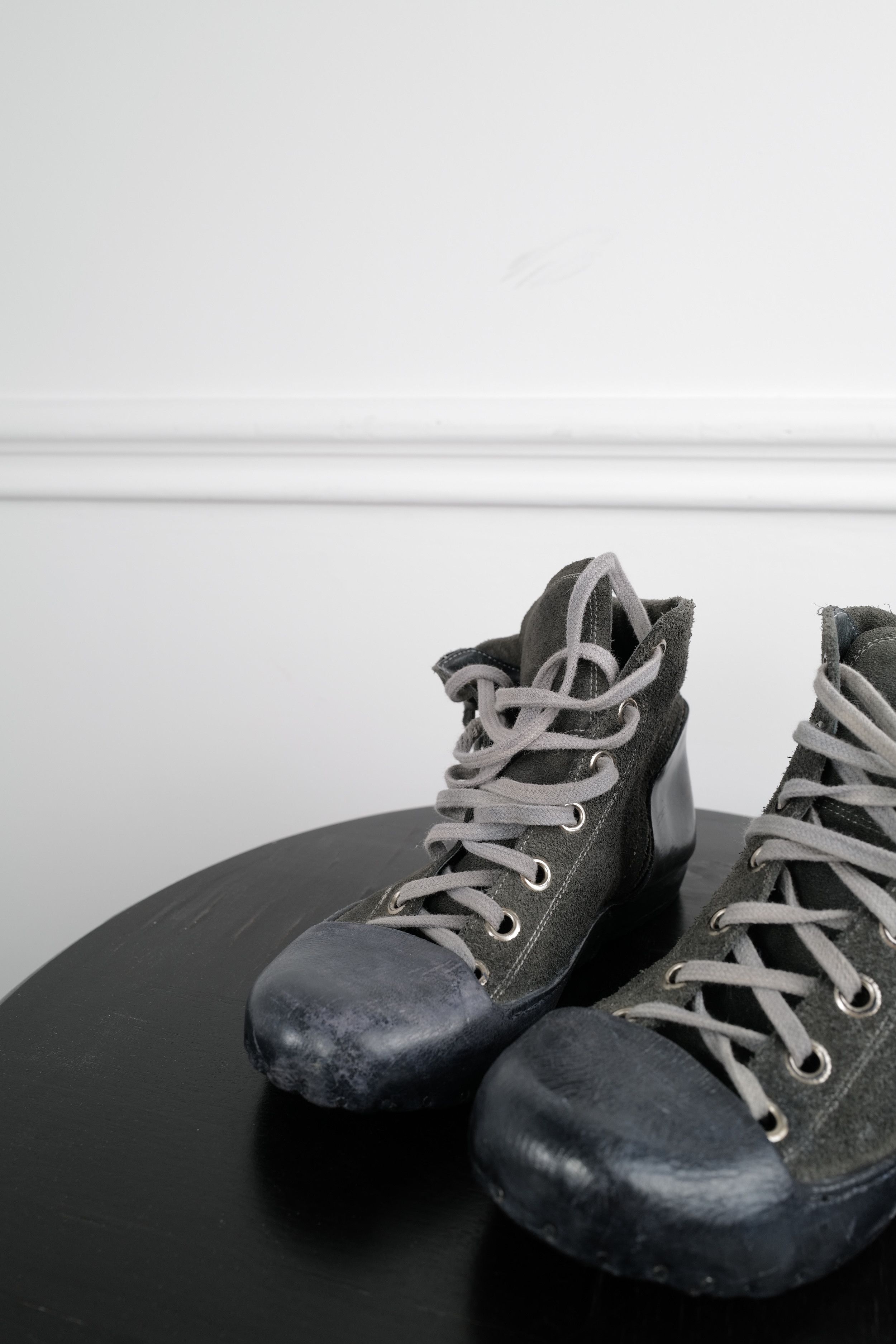 Individual Sentiments HI-TOP BOOTS HANDCRAFTED Size US 9 / IT 39 - 3 Thumbnail
