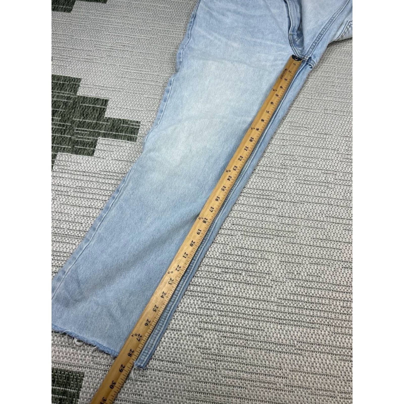 Levi's Levis 550 Jeans Mens 32 Blue Denim Cotton Relaxed Straight Fringe Hem 31x29 Jeans Mens Blue Denim Cotton Relaxed Straight Fringe Hem 31x29 Size US 32 / EU 48 - 5 Thumbnail