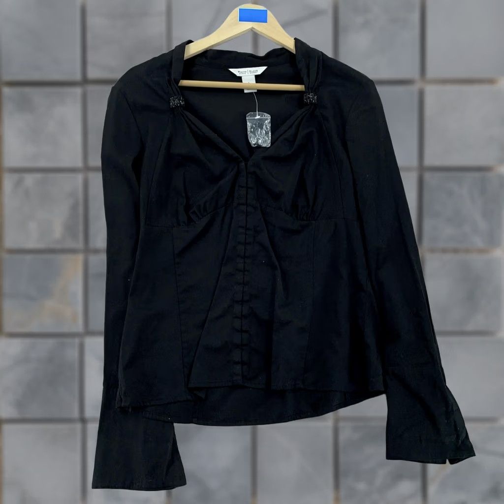 White House Black Market White House Black Market Blouse Womens Large Black Long Sleeve Beaded Neck V-Neck Pullover Casual, Travel Cotton Spandex Solid Regular Womens Size L / US 10 / IT 46 - 1 Thumbnail