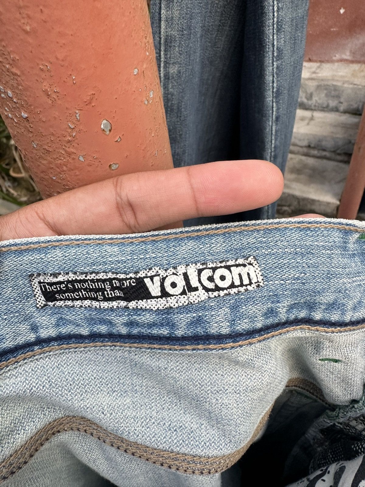 Vintage 👹Vintage THRASHED Volcom Baggy Flare Jeans Size US 31 - 12 Thumbnail