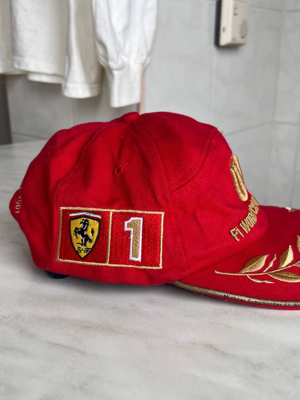 Ferrari × Formula 1 Vintage 2001 F1 Ferrari WORLD CHAMPION Schumacher hat cap 01 Size ONE SIZE - 3 Thumbnail