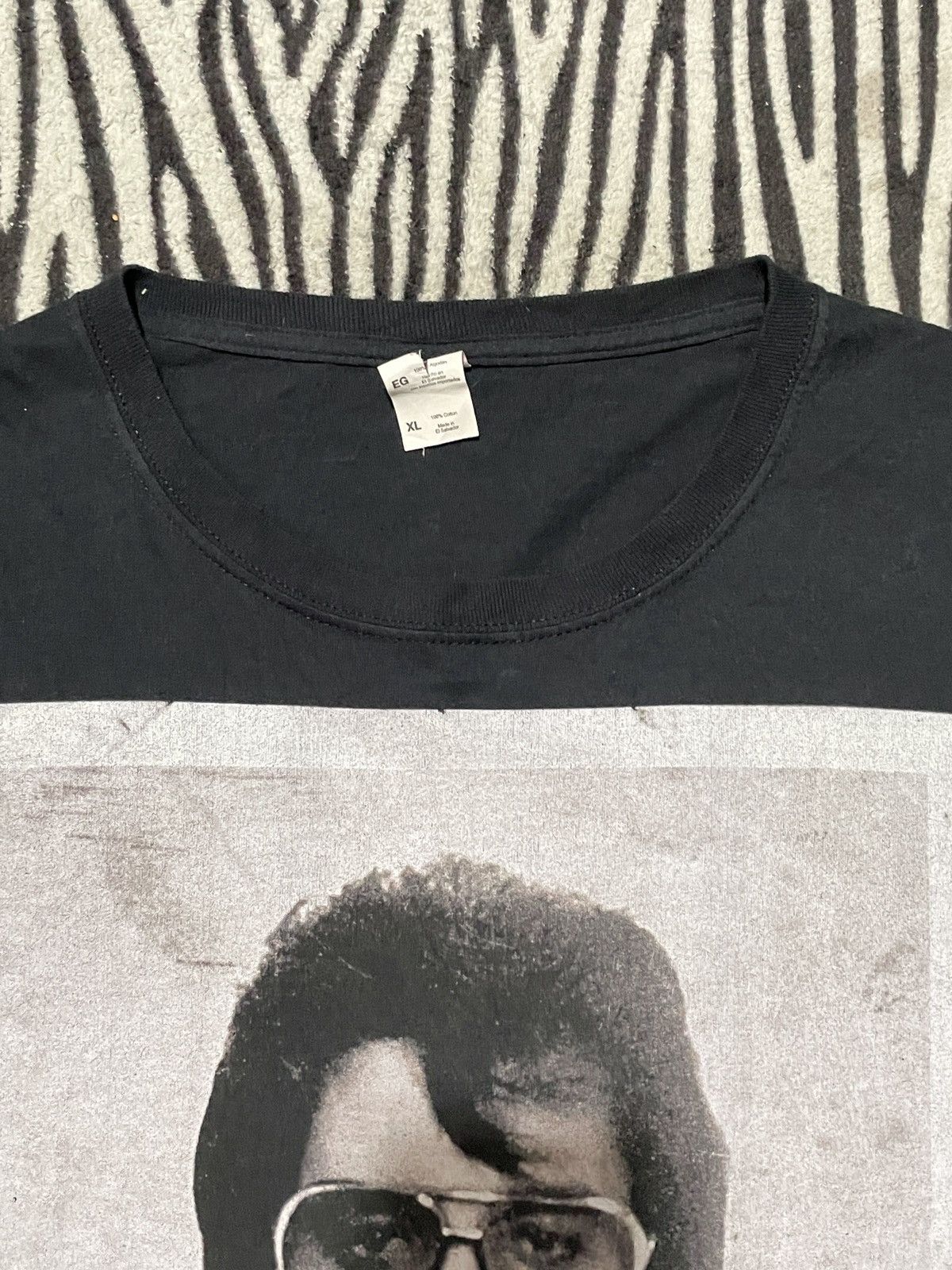 Vintage Elvis Presley Photo Tee Copyright 2010 Shirt Size US XL / EU 56 / 4 - 4 Thumbnail
