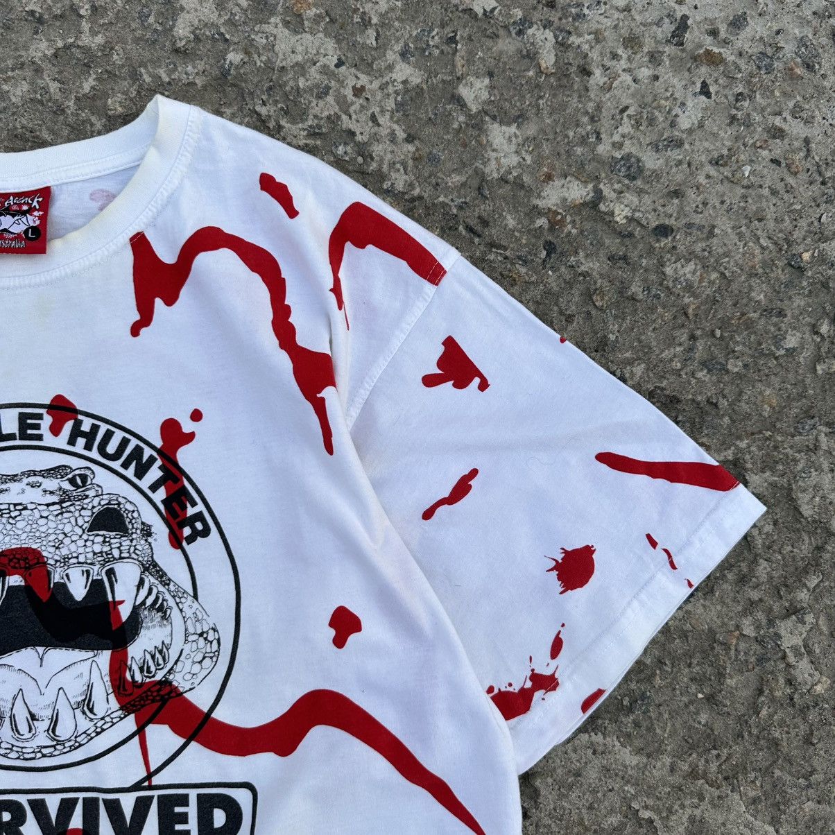 Band Tees × Japanese Brand VTG Japanese Style Shark Attack T-shirts Crocodile Hunter Size US L / EU 52-54 / 3 - 4 Thumbnail