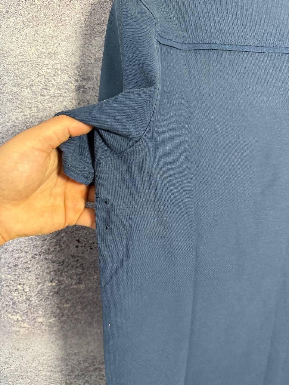 Oakley × Vintage Vintage Oakley Blue Center Logo Polos Streetwear Small Size US S / EU 44-46 / 1 - 16 Thumbnail