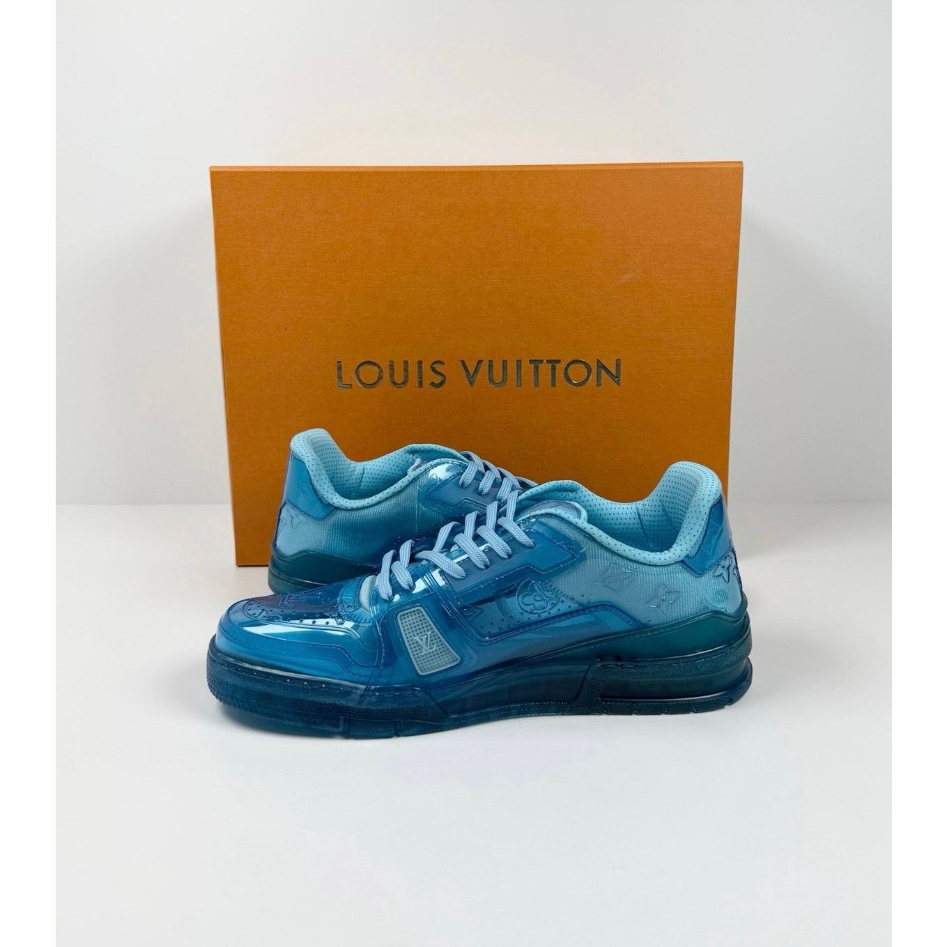Louis Vuitton Size 7LV/8US - Louis Vuitton Transparent Blue Trainer NEW Size US 8 / EU 41 - 7 Thumbnail