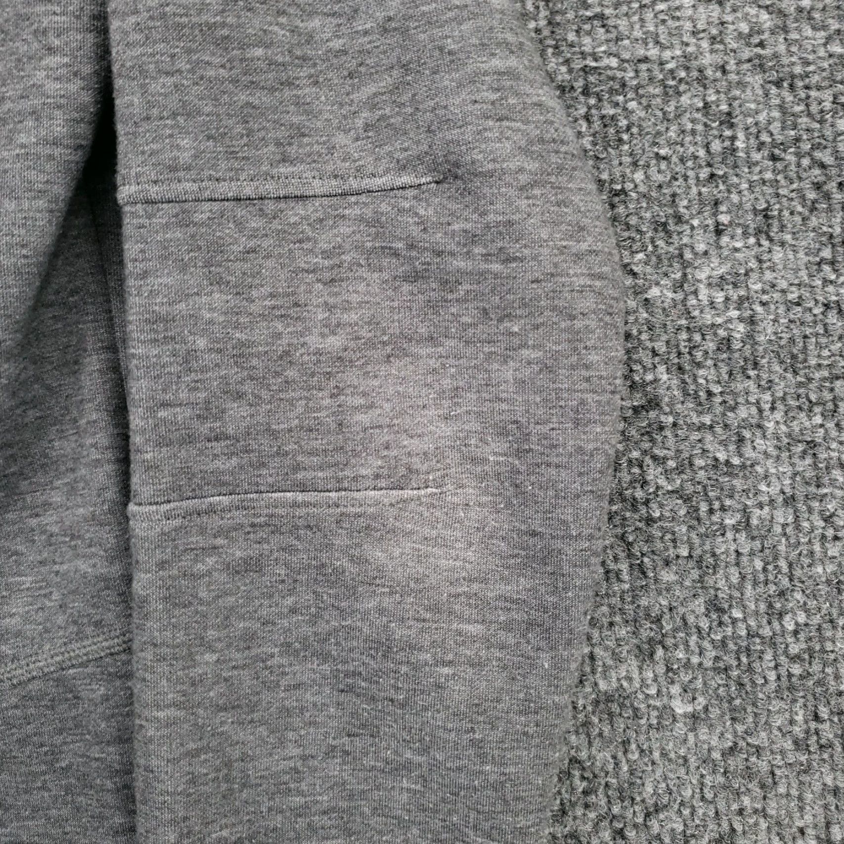 The North Face The North Face Full Zip Hoodie Womens S Gray Raglan Long Sleeve Thumbhole Size S / US 4 / IT 40 - 6 Thumbnail