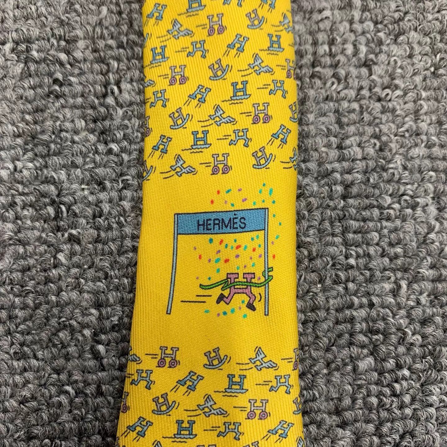 Hermes Hermes Yellow H All-Over Print Silk Tie 9/10 w/ Box Size ONE SIZE - 9 Thumbnail