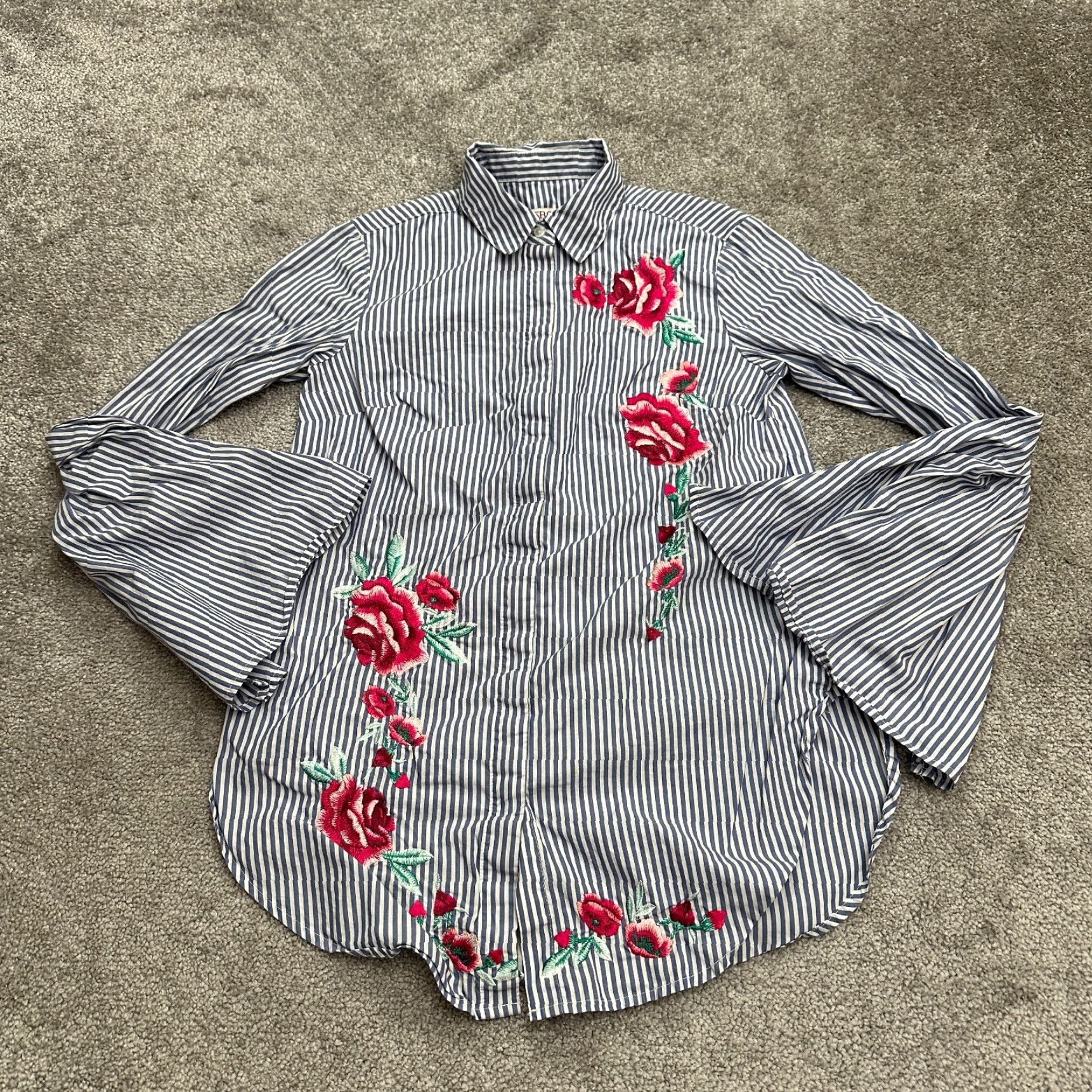 Merona Merona Shirt Womens XS Blue Striped Embroidered Bell Sleeve Button-Up Size XS / US 0-2 / IT 36-38 - 2 Thumbnail