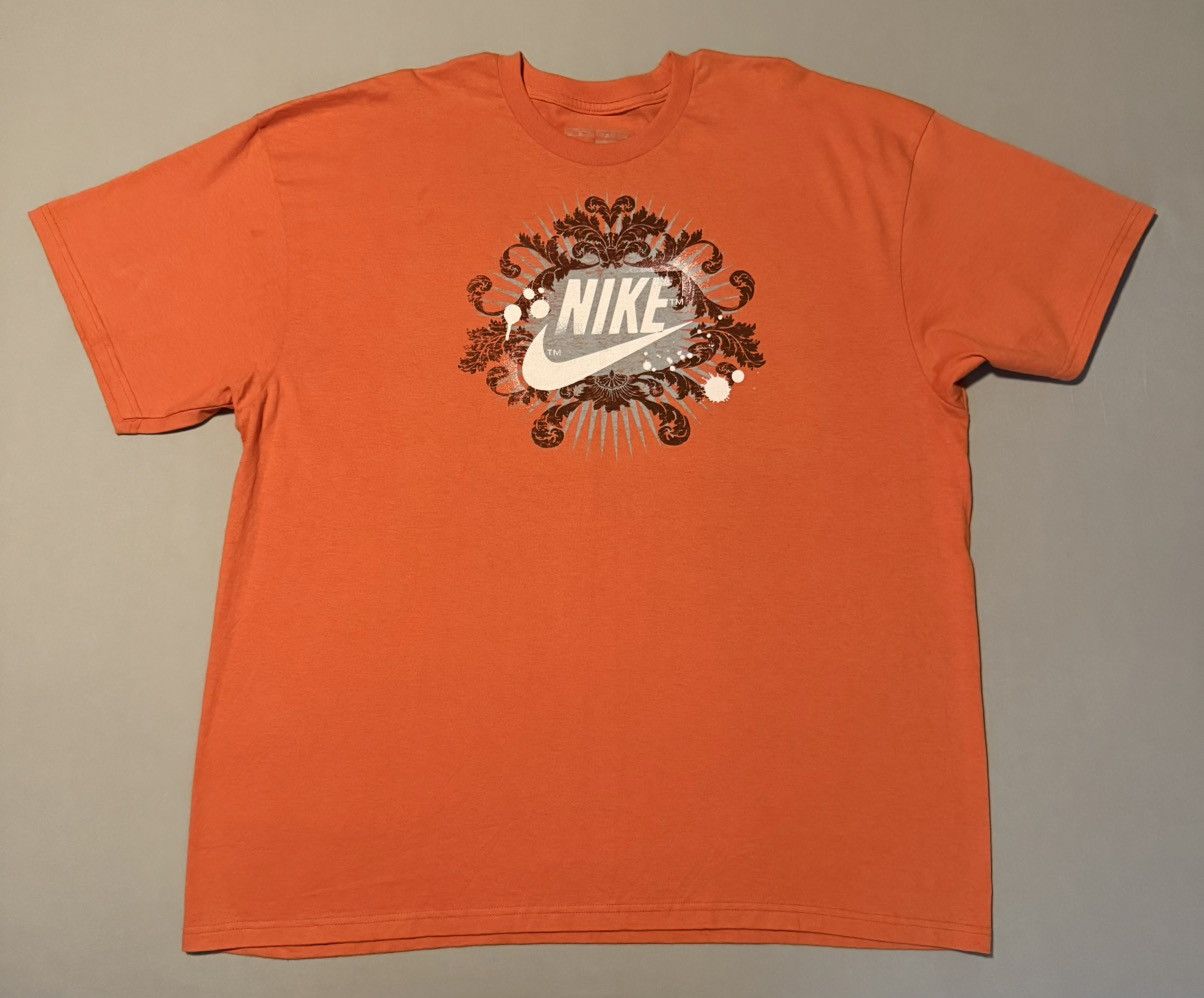 Nike Vintage Nike Sportswear Graphic Tee T-Shirt VNDS Size US XXL / EU 58 / 5 - 1 Thumbnail
