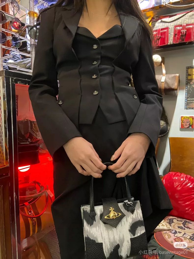 Vivienne Westwood Vivienne Westwood A jacket with a false two-piece collar a Size S / US 4 / IT 40 - 8 Thumbnail