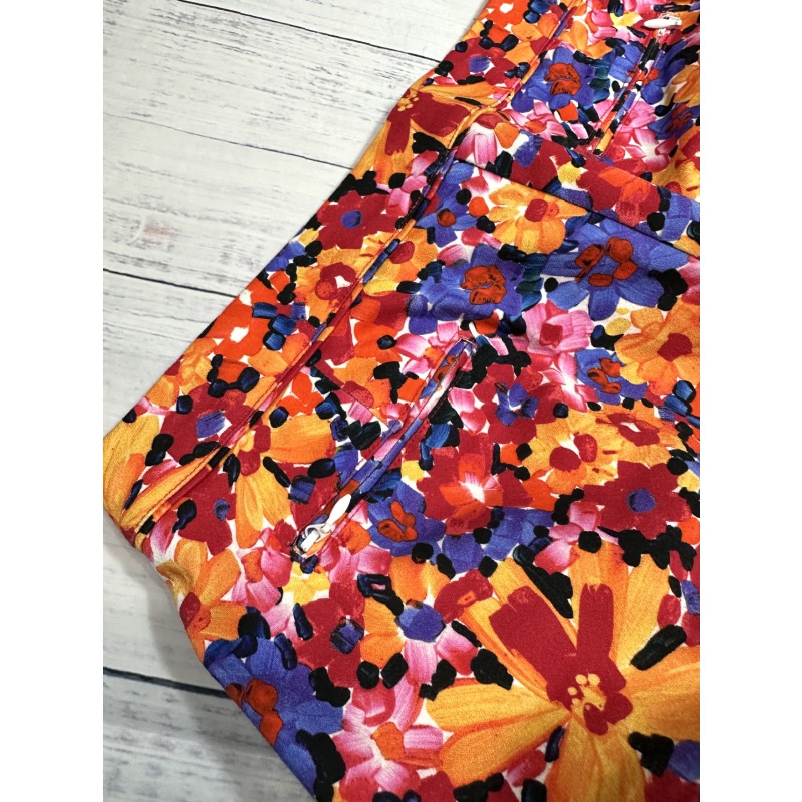 Vintage Tyler Boe Women's Floral Pants Straight Leg Casual Party Sz 4 Red Orange Cotton Blend Inseam 28.5in Womens Size 27" / US 4 / IT 40 - 5 Thumbnail