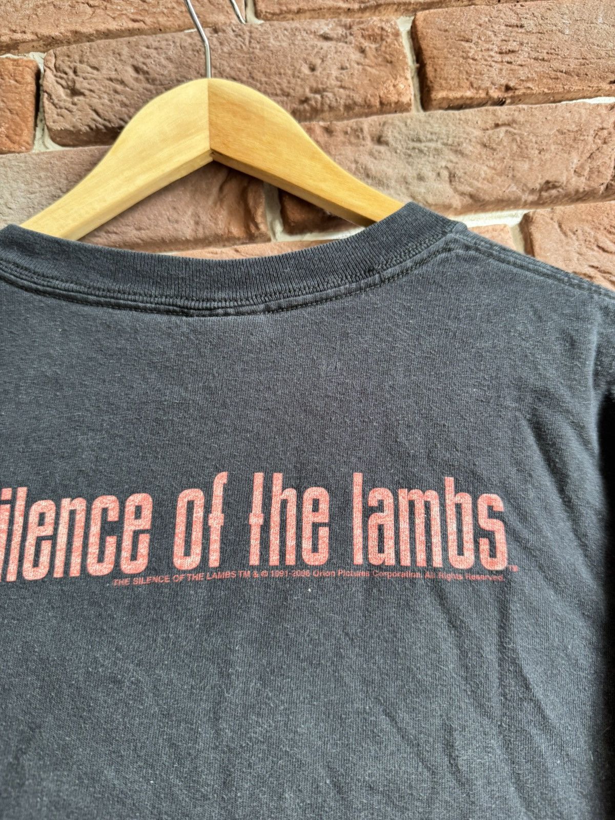 Vintage 2006 The Silence of the Lambs Hannibal Horror Movie 00s Tee Size US M / EU 48-50 / 2 - 5 Thumbnail