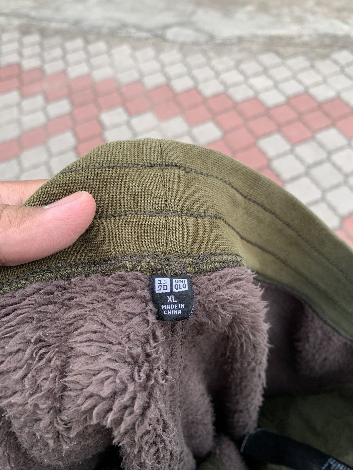 Japanese Brand × Uniqlo Steals! Uniqlo Green Camo Joggers Sweatpants Size US 35 - 7 Thumbnail