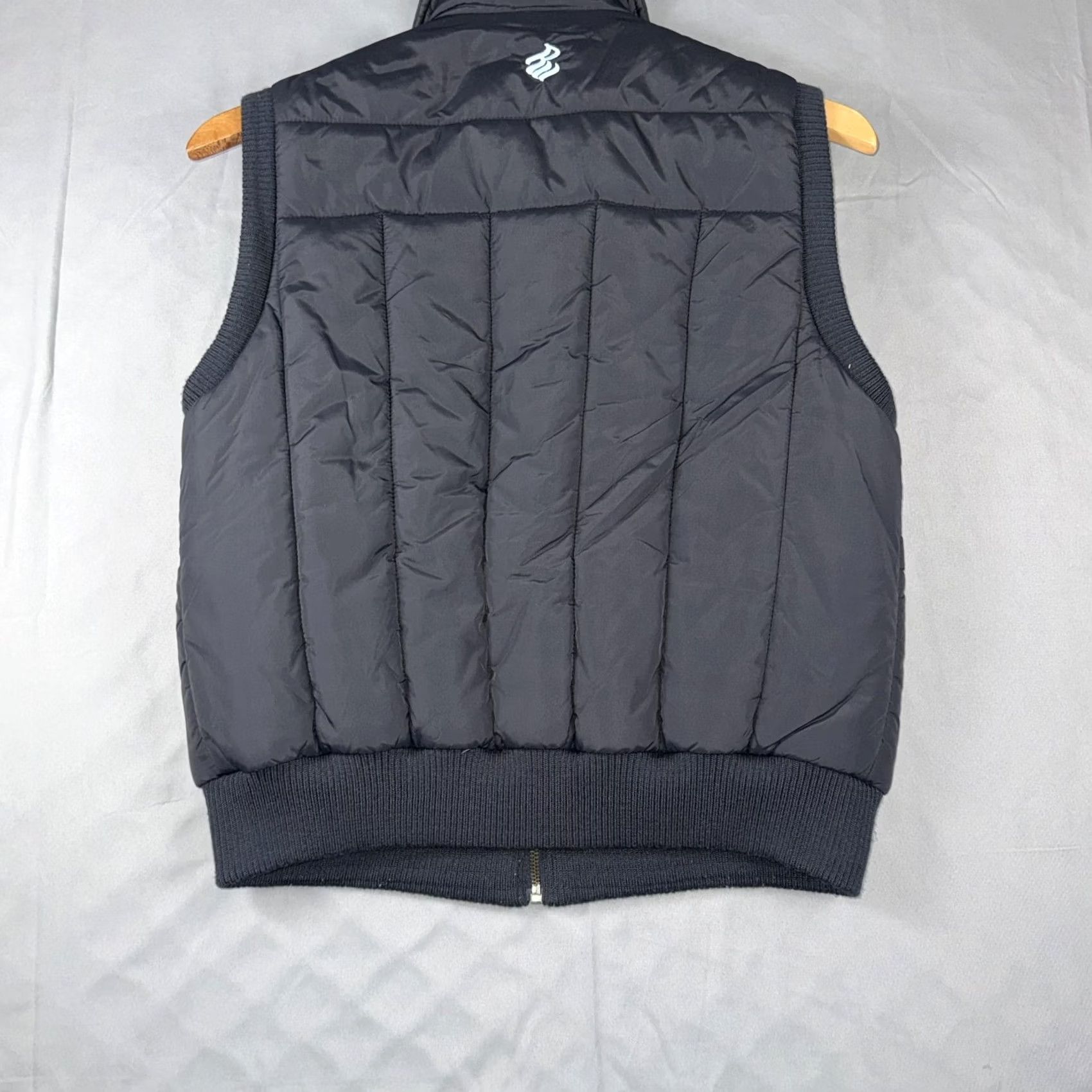 Rocawear Rocawear Vest Mens Large Black Puffer Full Zip Embroidered Crest Logo Hip Hop Size US L / EU 52-54 / 3 - 2 Thumbnail