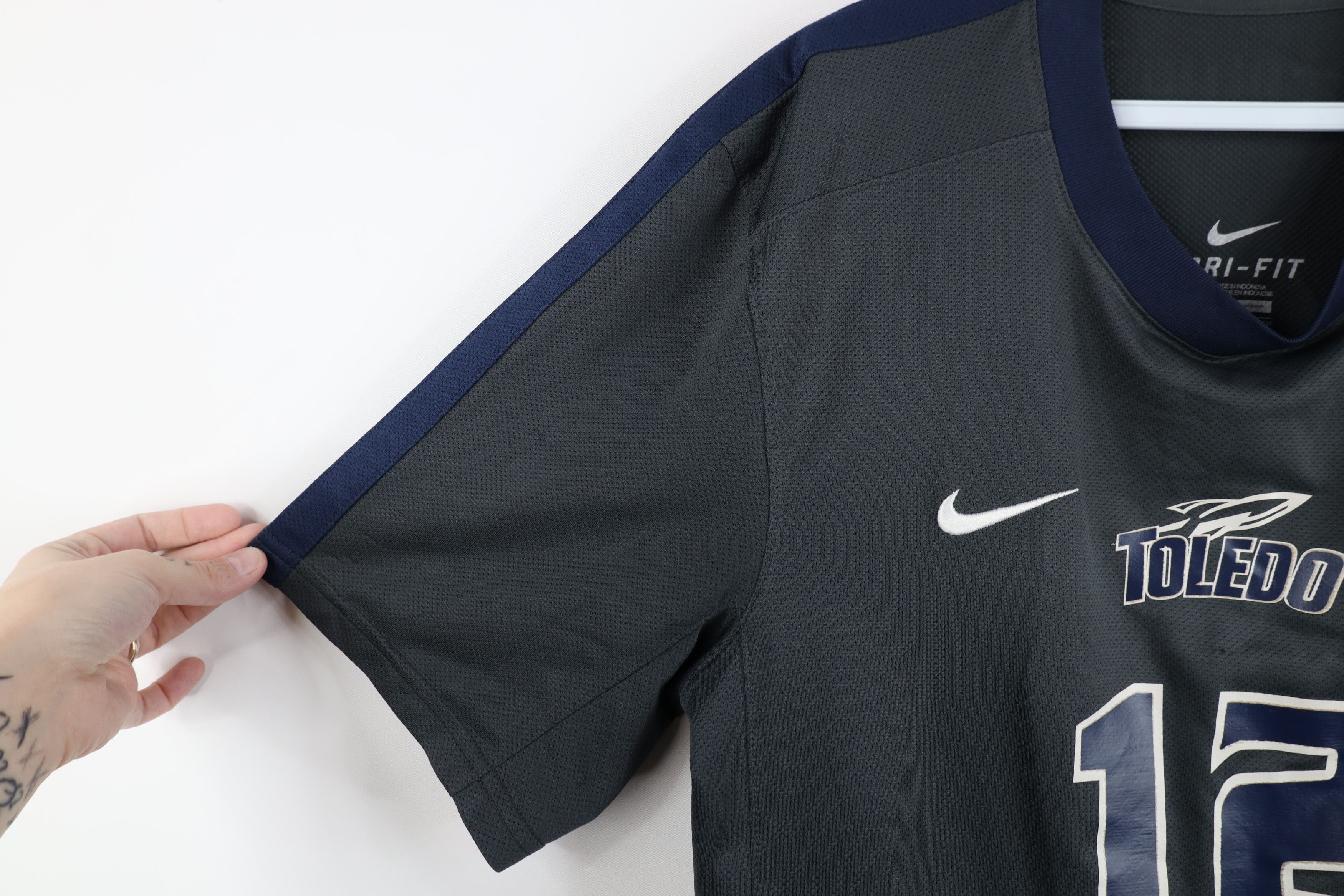 Nike Nike Game Worn University of Toledo Soccer Jersey Gray #12 Size US S / EU 44-46 / 1 - 8 Thumbnail