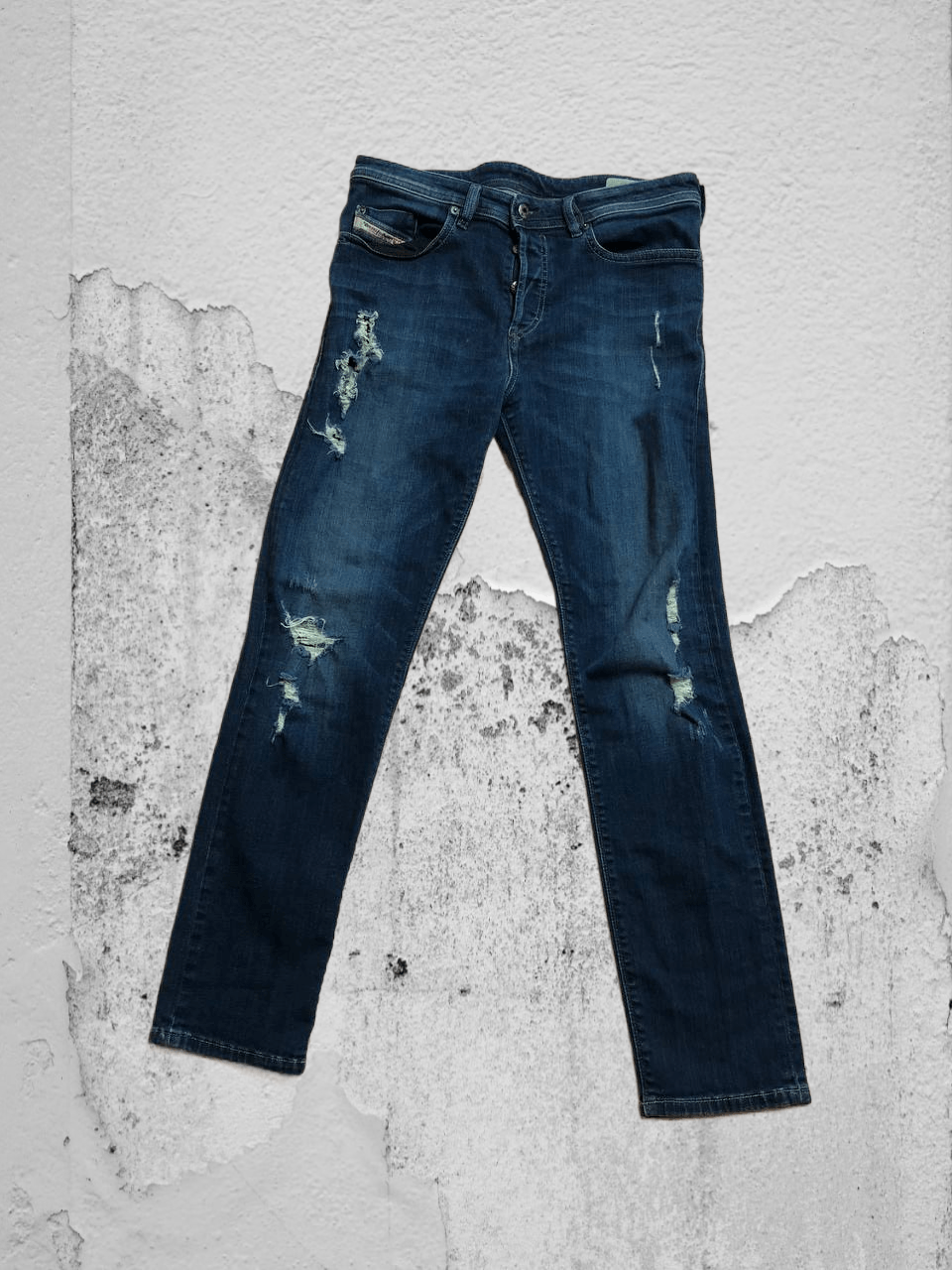 Diesel Diesel Buster Jeans Button Fly Slim Fit Tapered Stretch Size US 32 / EU 48 - 1 Thumbnail