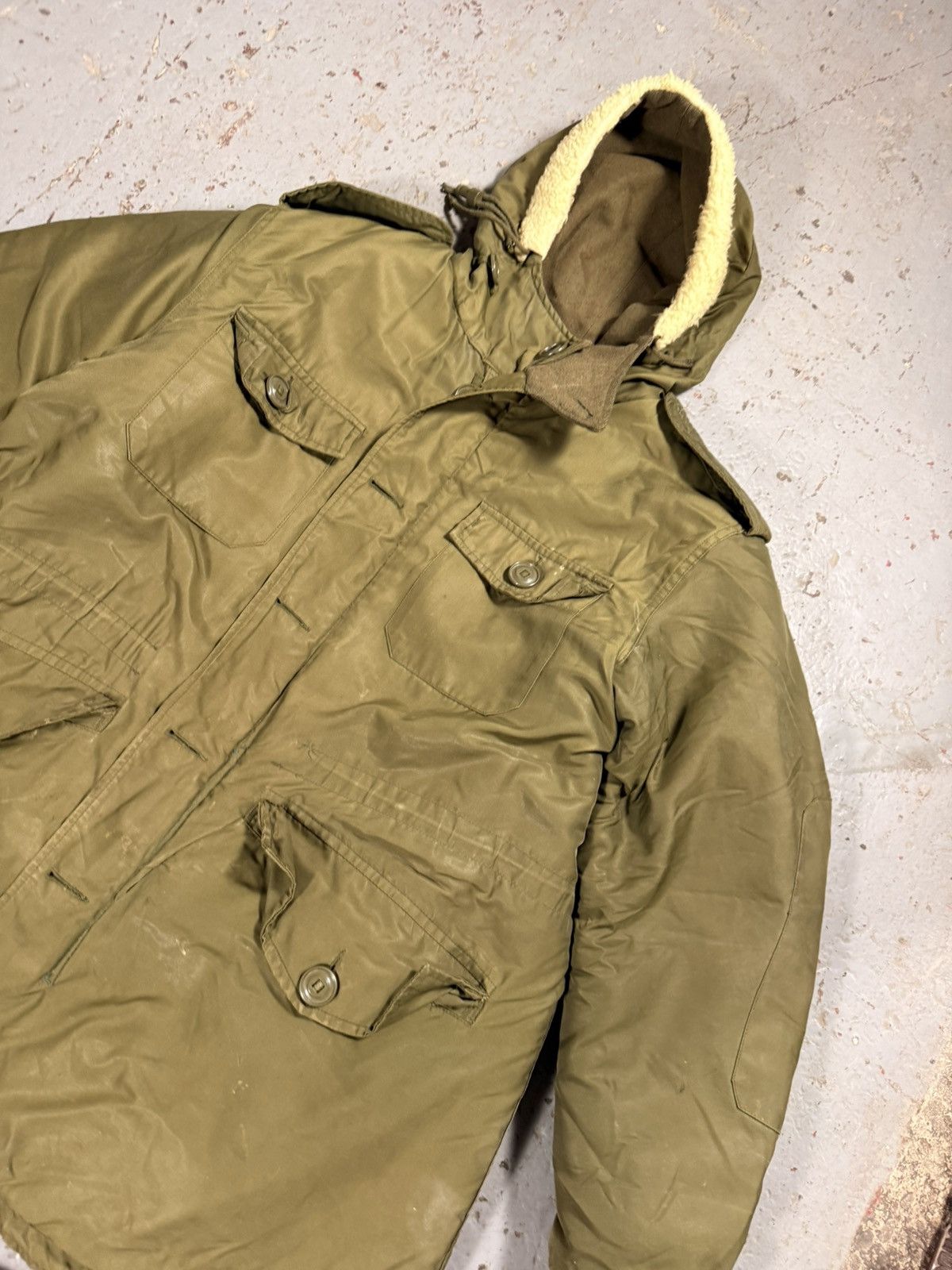 Other Insane Canadian Armed forces 1990 Original Air Force Parka Size US L / EU 52-54 / 3 - 2 Thumbnail