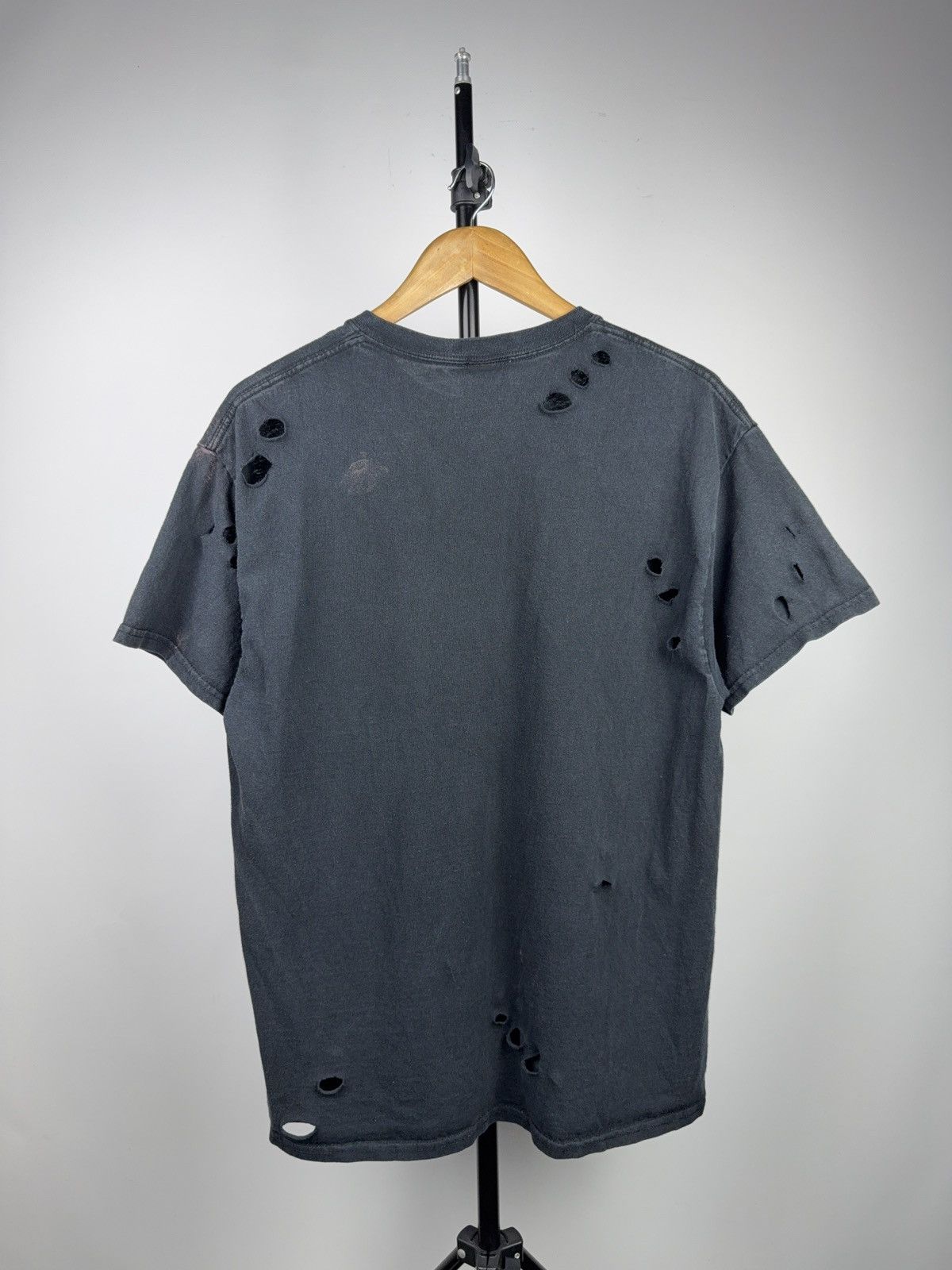 Thrasher 00s Thrasher Magazine Distressed Tee Grunge Skate T-Shirt Size US L / EU 52-54 / 3 - 7 Thumbnail