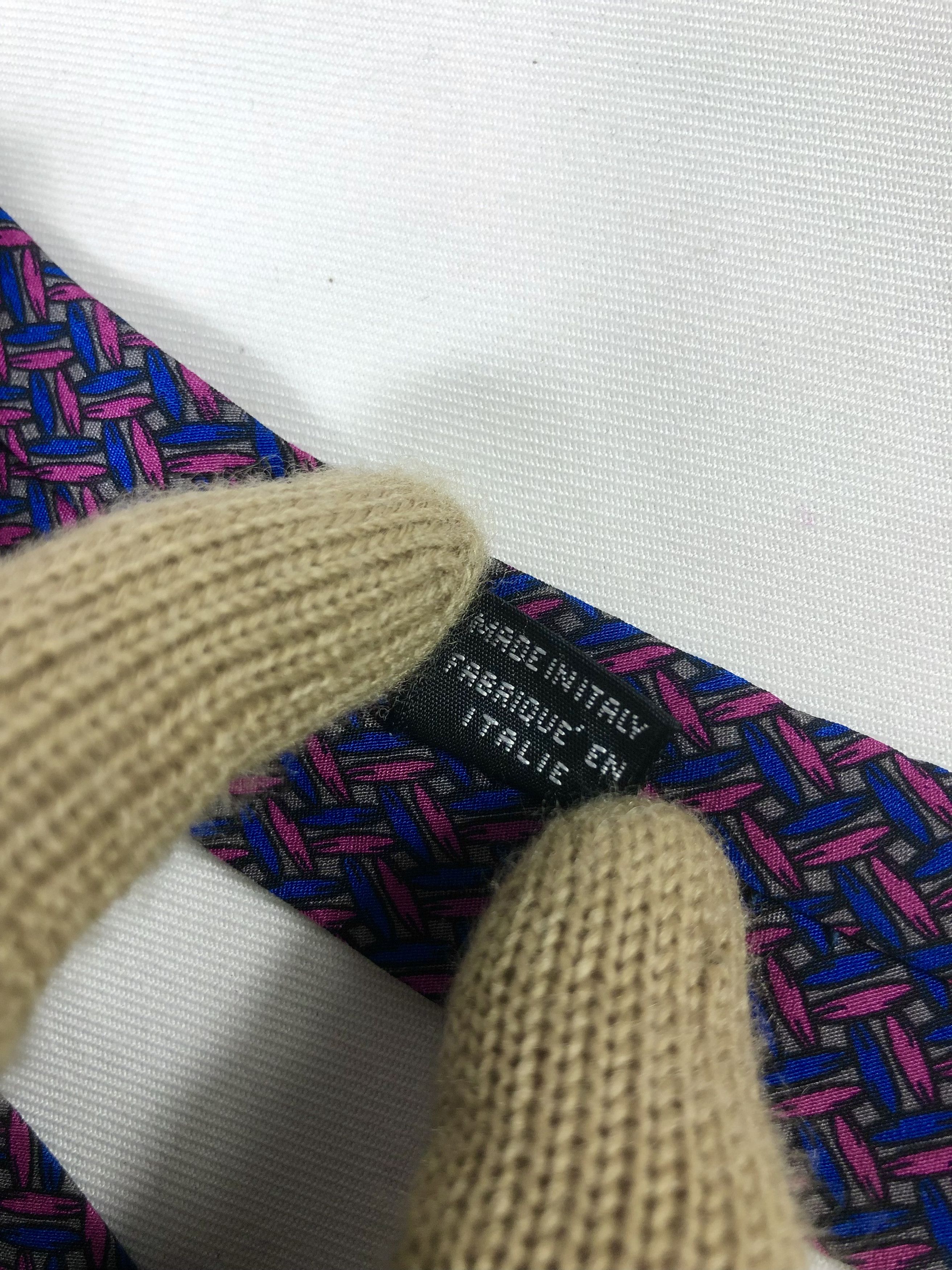 Yves Saint Laurent Rare Vintage Yves Saint Laurent YSL Silk Tie Made in Italy Size ONE SIZE - 9 Thumbnail