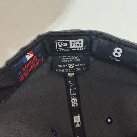 New Era NEW ERA YANKEES MLB FITTED HAT SZ 8 Size ONE SIZE - 6 Thumbnail