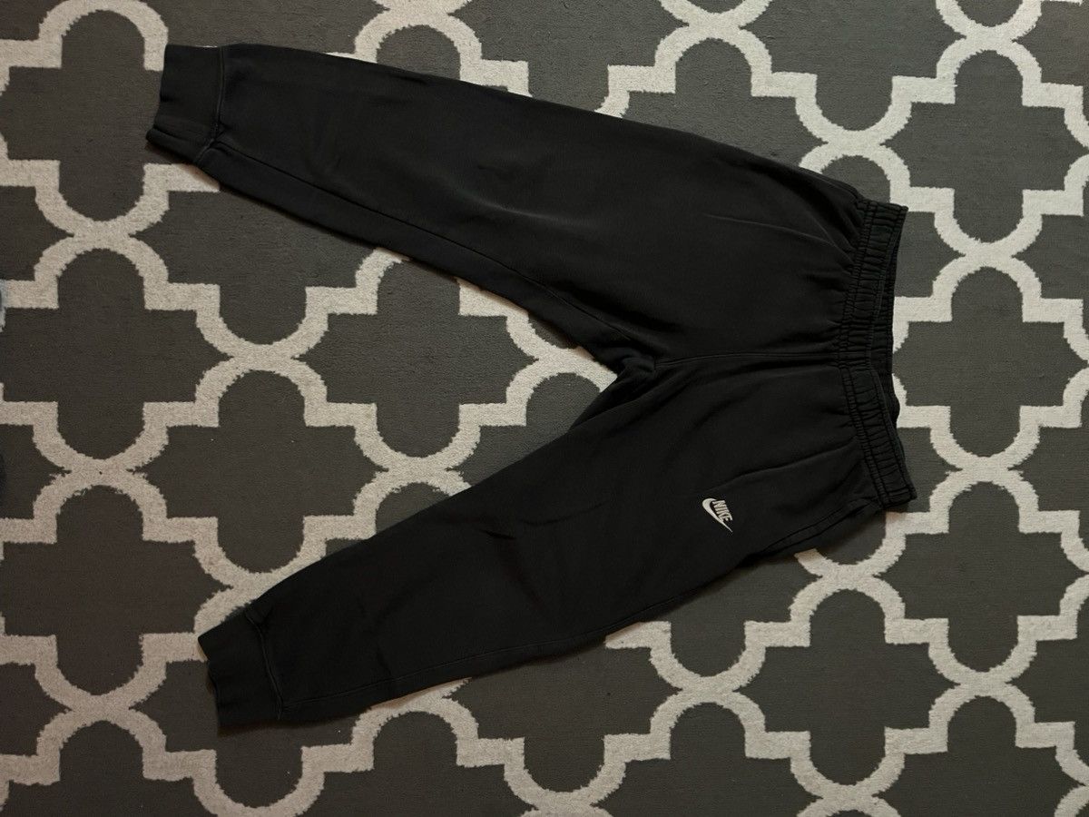 Nike Black Nike Club Sweatpants Size US 31 - 1 Thumbnail