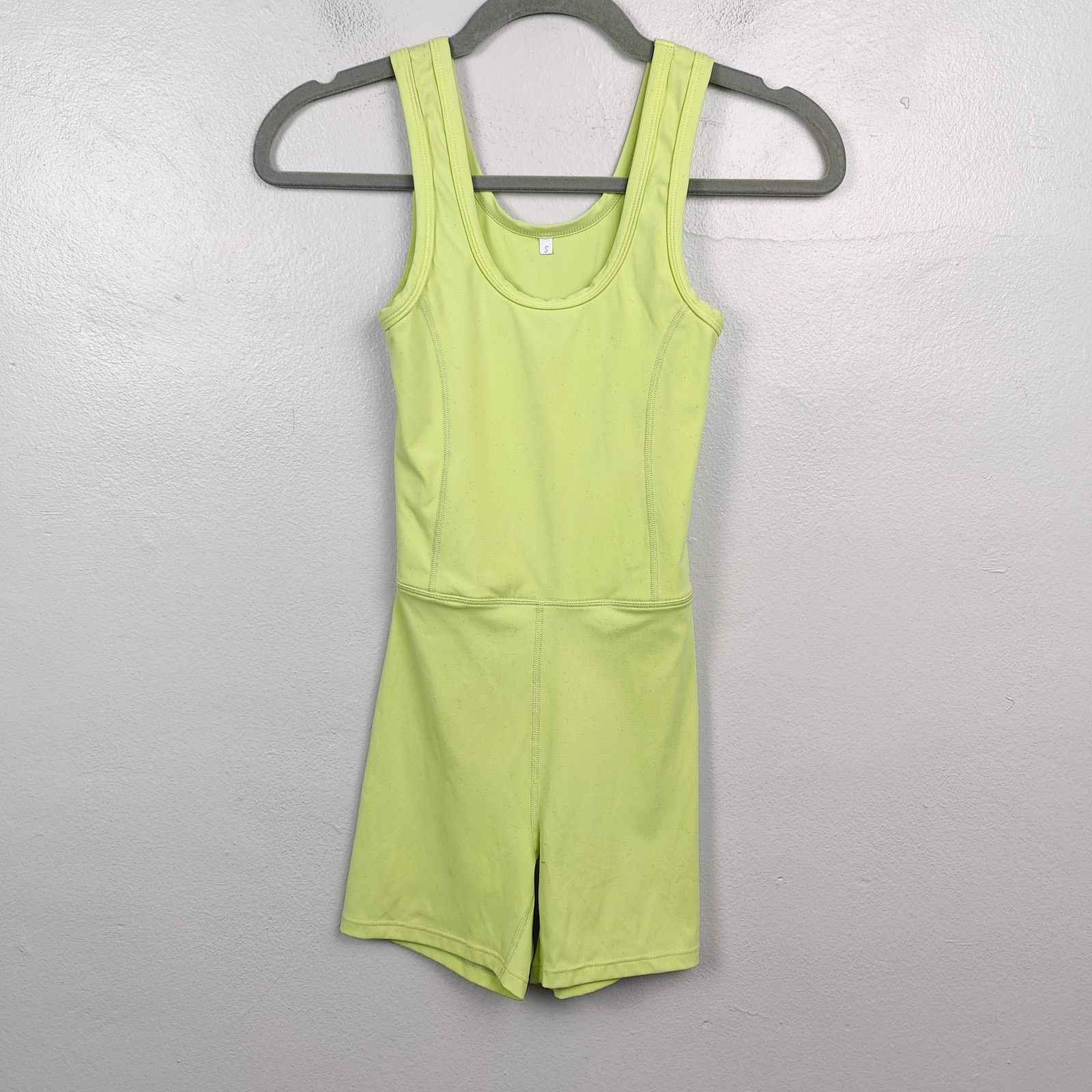Other Set Active Sportbody Shortysuit Womens Small Yellow Size 28" / US 6 / IT 42 - 1 Thumbnail
