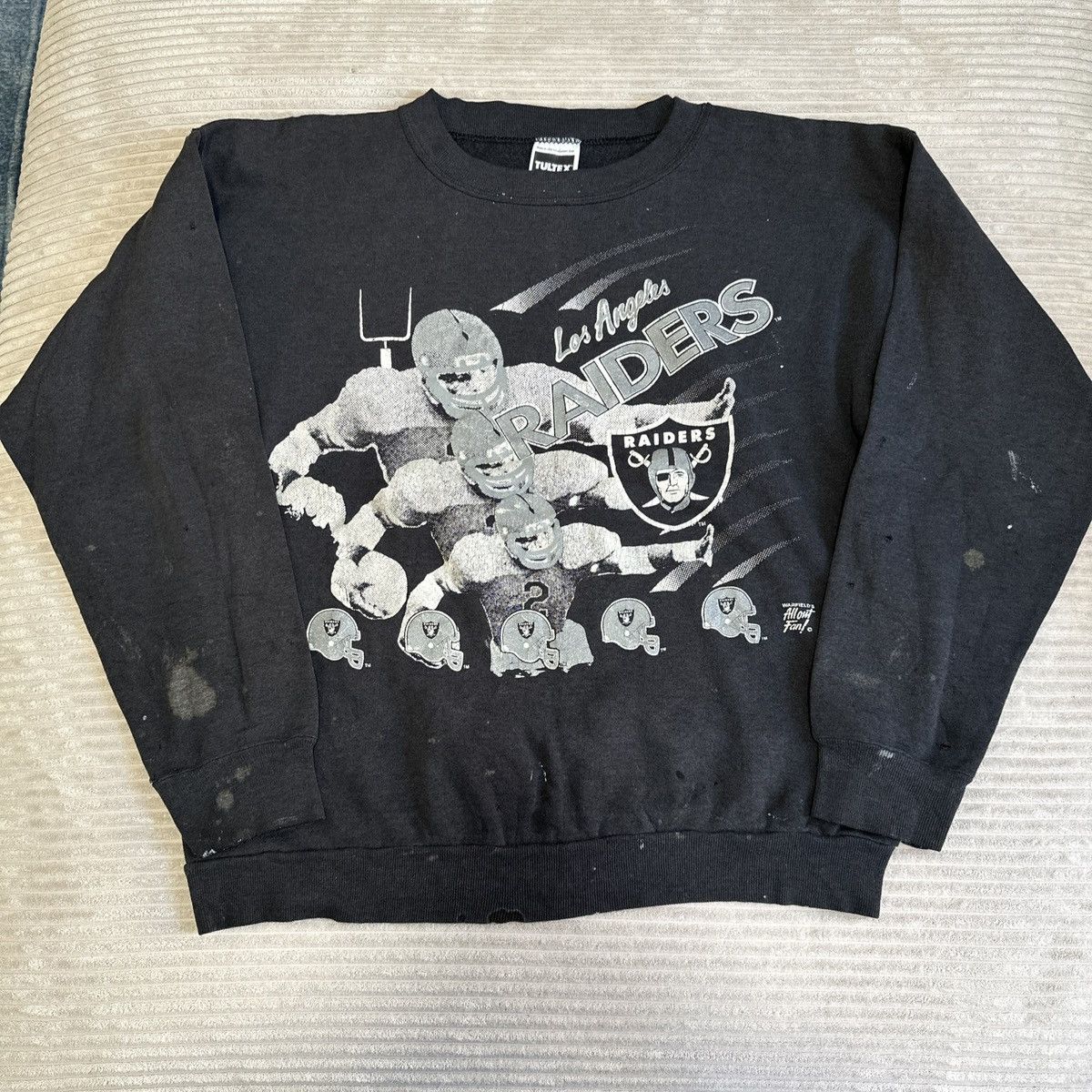 Vintage Vintage 90s Los Angeles Raiders Crewneck Sweatshirt Size US M / EU 48-50 / 2 - 1 Thumbnail
