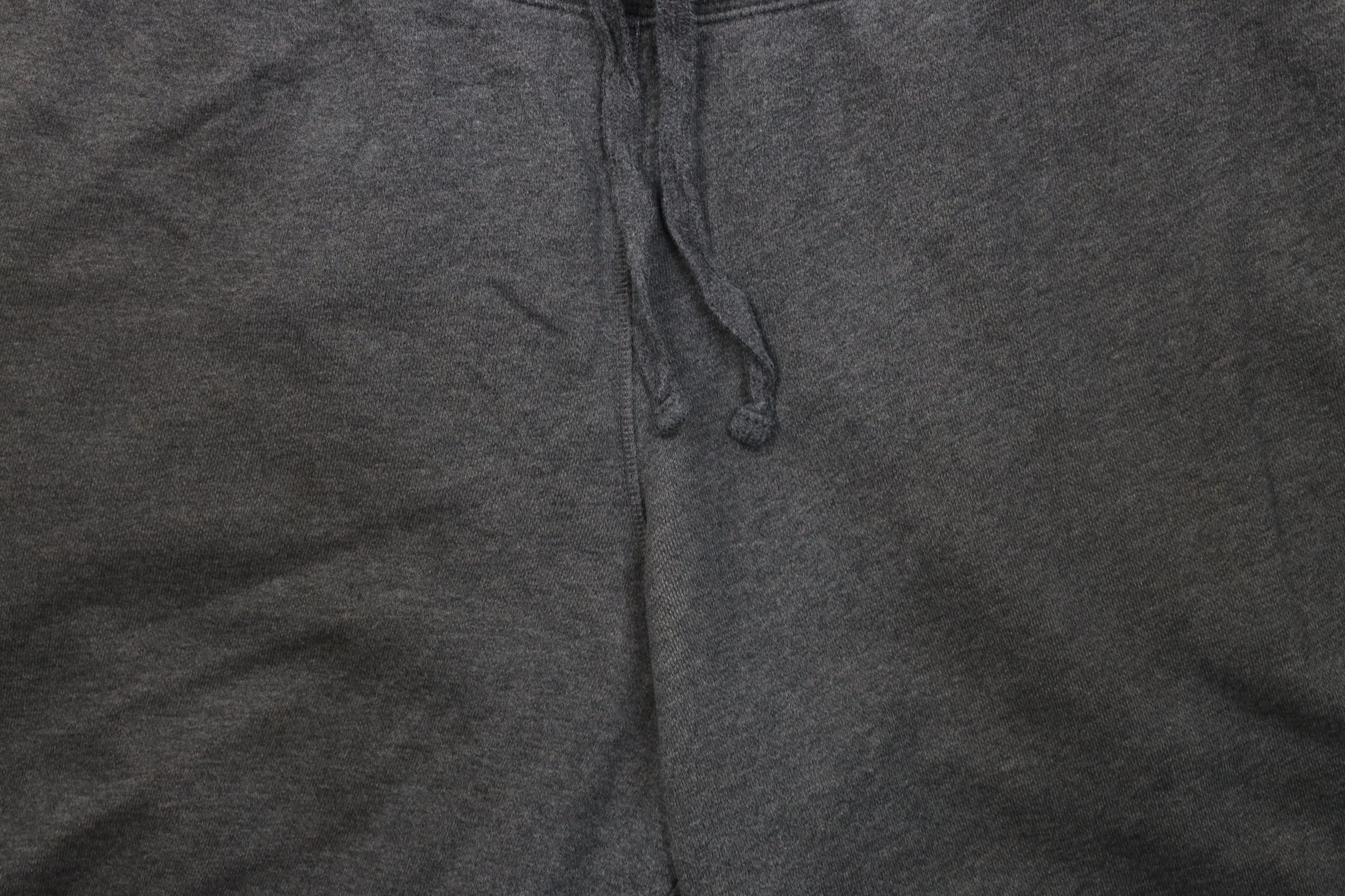 Champion Vintage Y2K Champion Spell Above Knee Sweatpants Shorts Gray Size US 38 / EU 54 - 3 Thumbnail