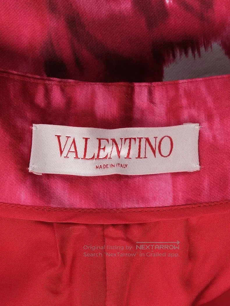 Valentino Valentino Red rose print shorts Size 28" / US 6 / IT 42 - 4 Thumbnail