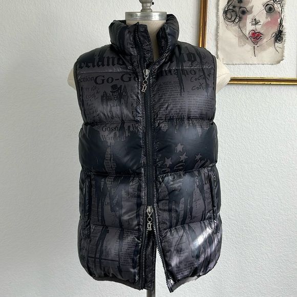John Galliano Printed Gazette Puffer Vest Sleeveless Down