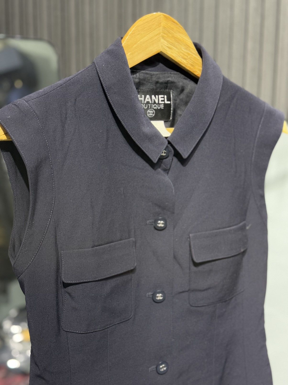 Chanel Chanel Vest With Coco Mark Buttons Size XS / US 0-2 / IT 36-38 - 2 Thumbnail