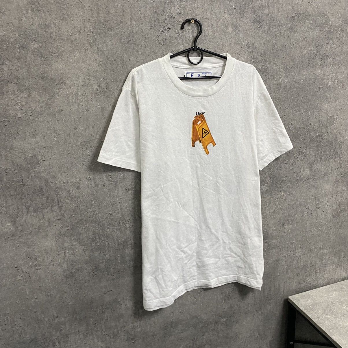 Off-White Off-White T-Shirt Big Logo Size US XL / EU 56 / 4 - 4 Thumbnail