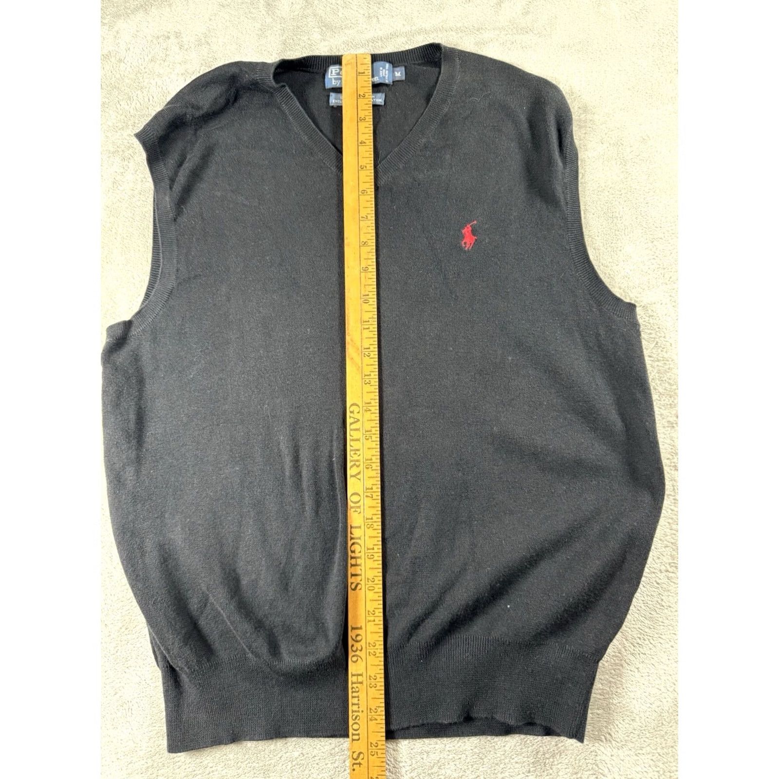 Polo Ralph Lauren Polo Ralph Lauren Black Sweater Vest Medium Mens Preppy Old Money Dark Academia Size US M / EU 48-50 / 2 - 3 Thumbnail