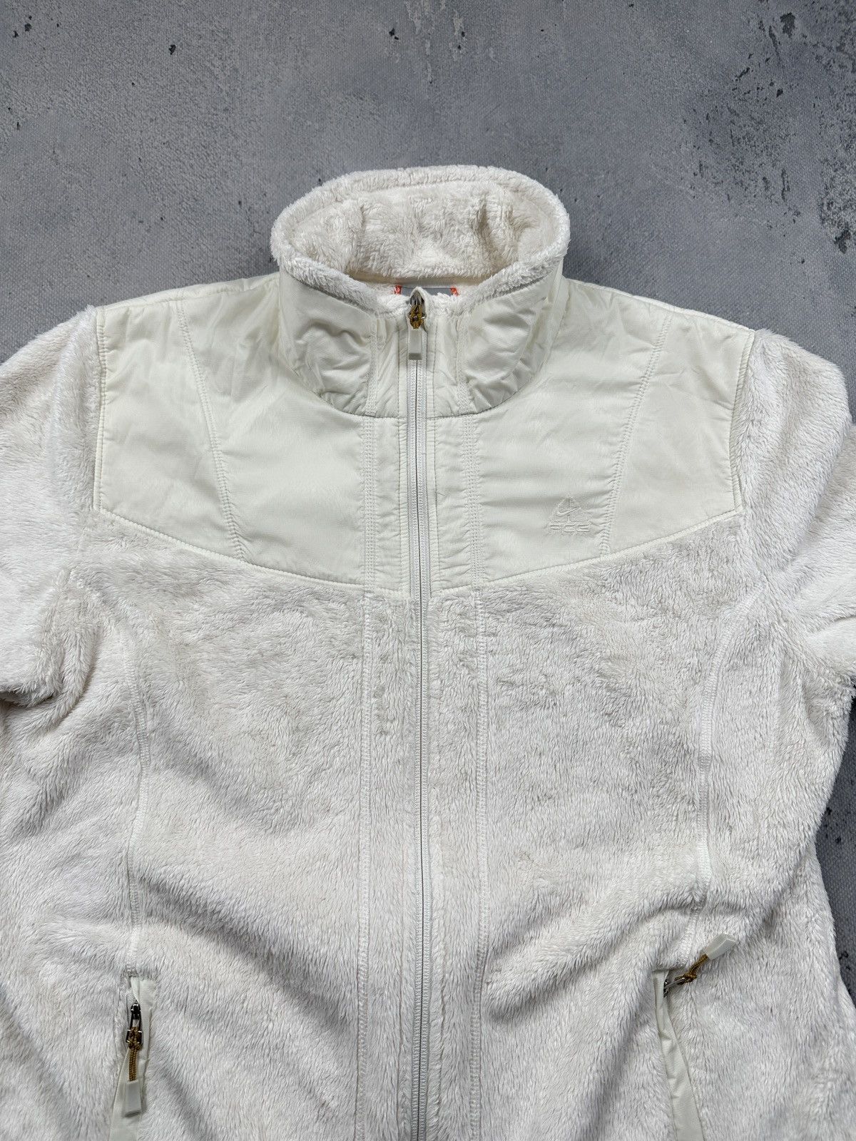 Nike ACG Nike ACG Vintage Sherpa Teddy Fleece Jacket White Full Zip Size L / US 10 / IT 46 - 7 Thumbnail