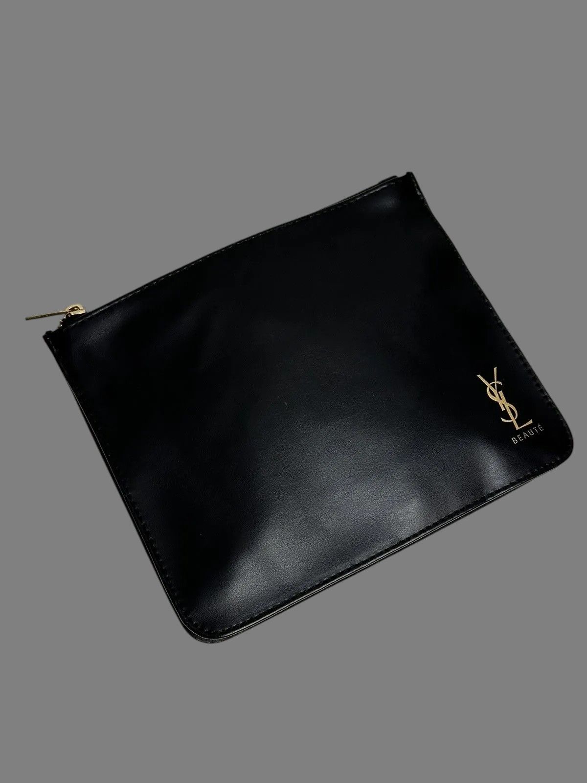 Beauty Beast Black Leather Yves Saint Laurent Clutch Pouch 17x20cm Size ONE SIZE - 10 Thumbnail
