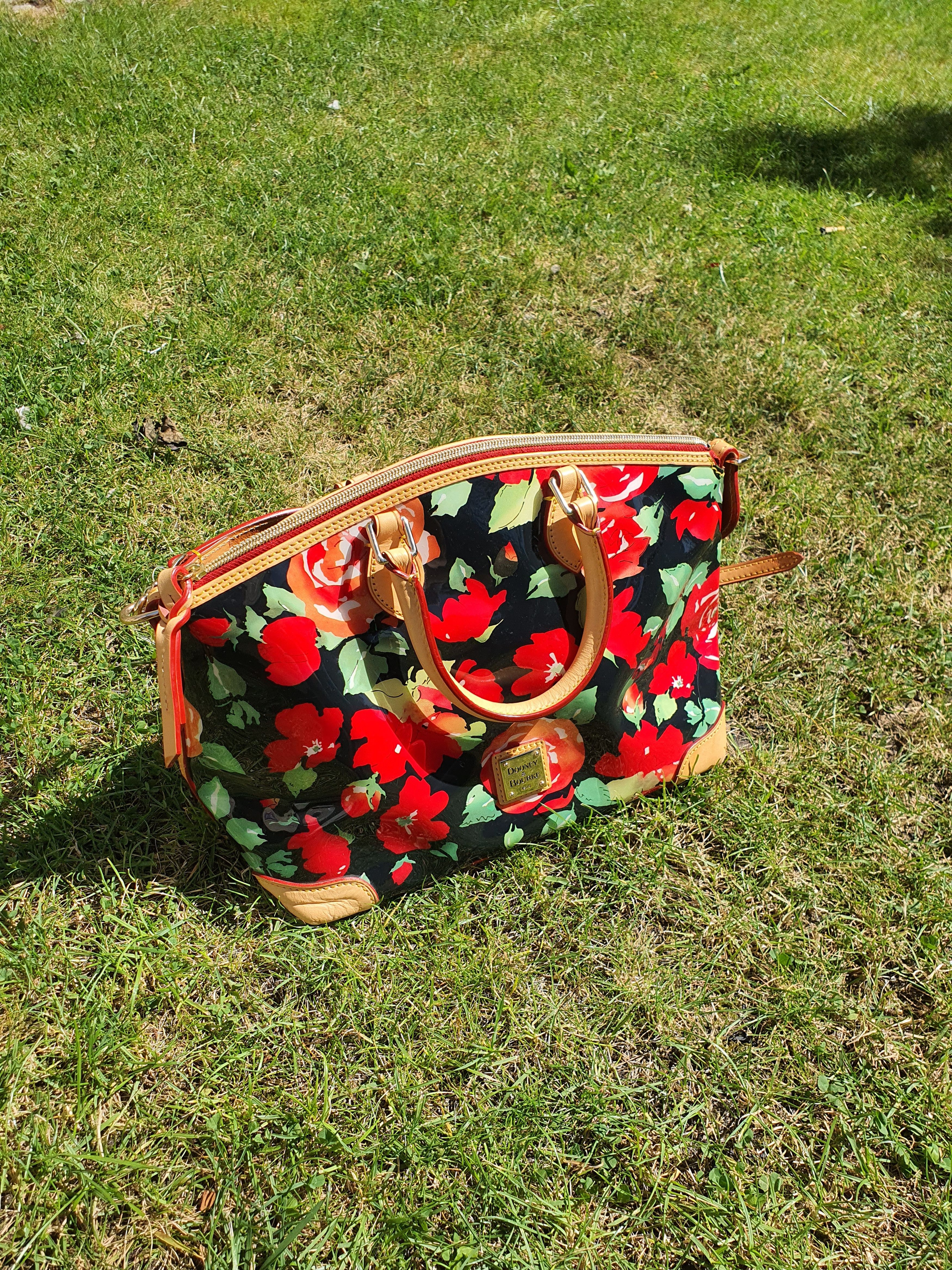 Dooney & Bourke Dooney & Bourke Multi-Color Flowers Bag Size ONE SIZE - 1 Thumbnail