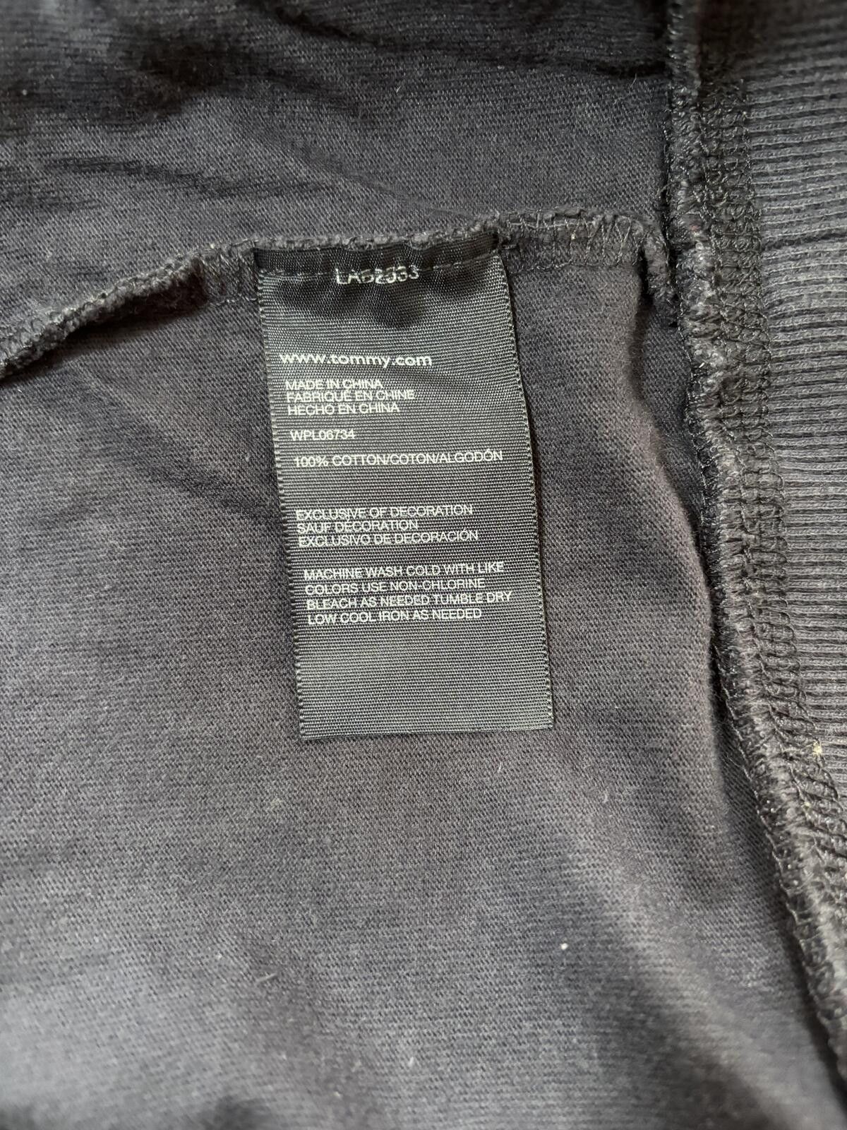 Tommy Hilfiger Tommy Hilfiger Navy Blue Quarter Zip Pullover. Large. Size US L / EU 52-54 / 3 - 7 Thumbnail