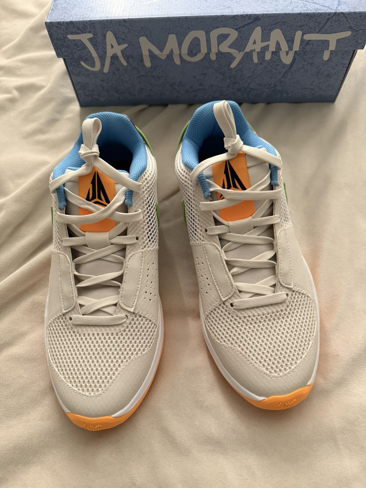 Nike New Ja Morant 1 family trivia Size US 9.5 / EU 42-43 - 5 Thumbnail