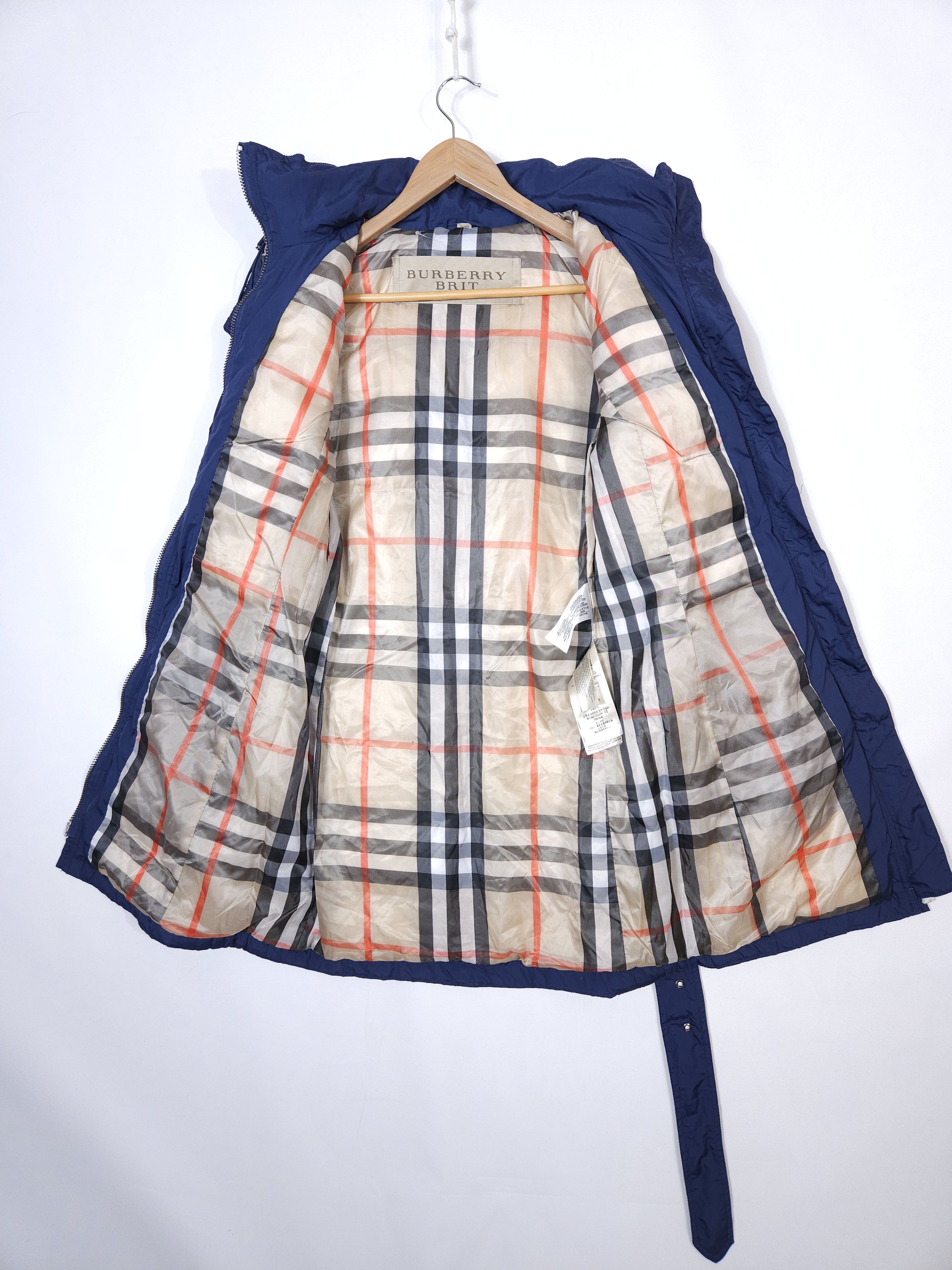 Burberry NWOT Burberry Brit Down Coat Jacket Puffer Nova Check size S Size S / US 4 / IT 40 - 2 Thumbnail