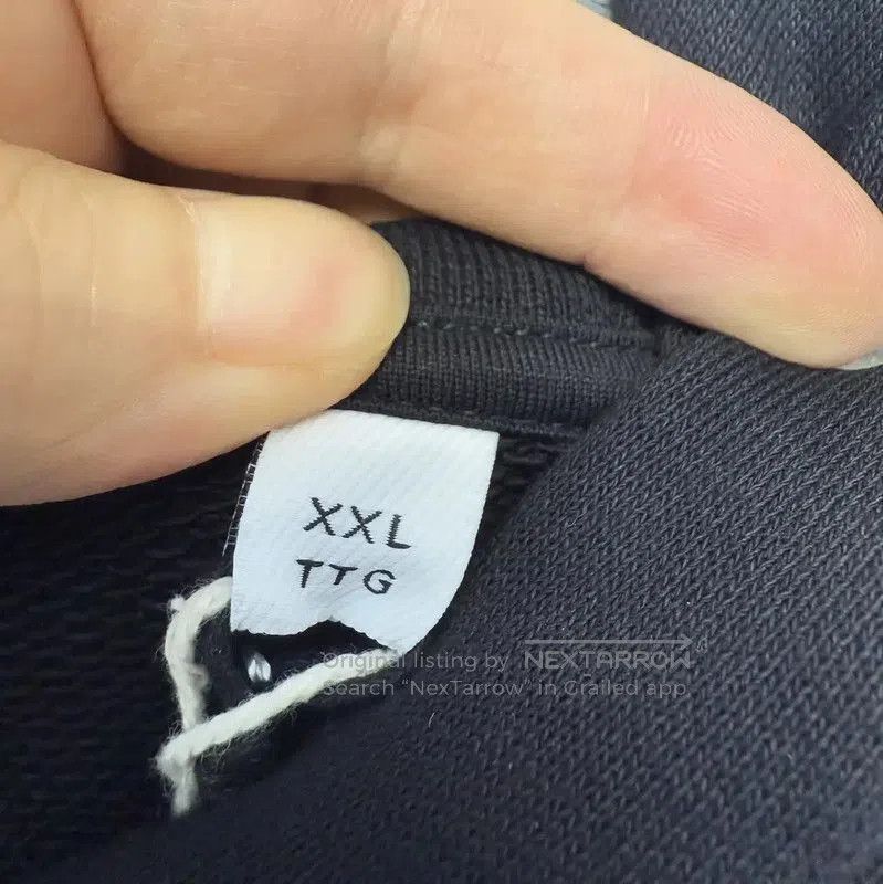 Burberry Burberry Black Logo Long Sleeve Hoodie. Size US XXL / EU 58 / 5 - 9 Thumbnail