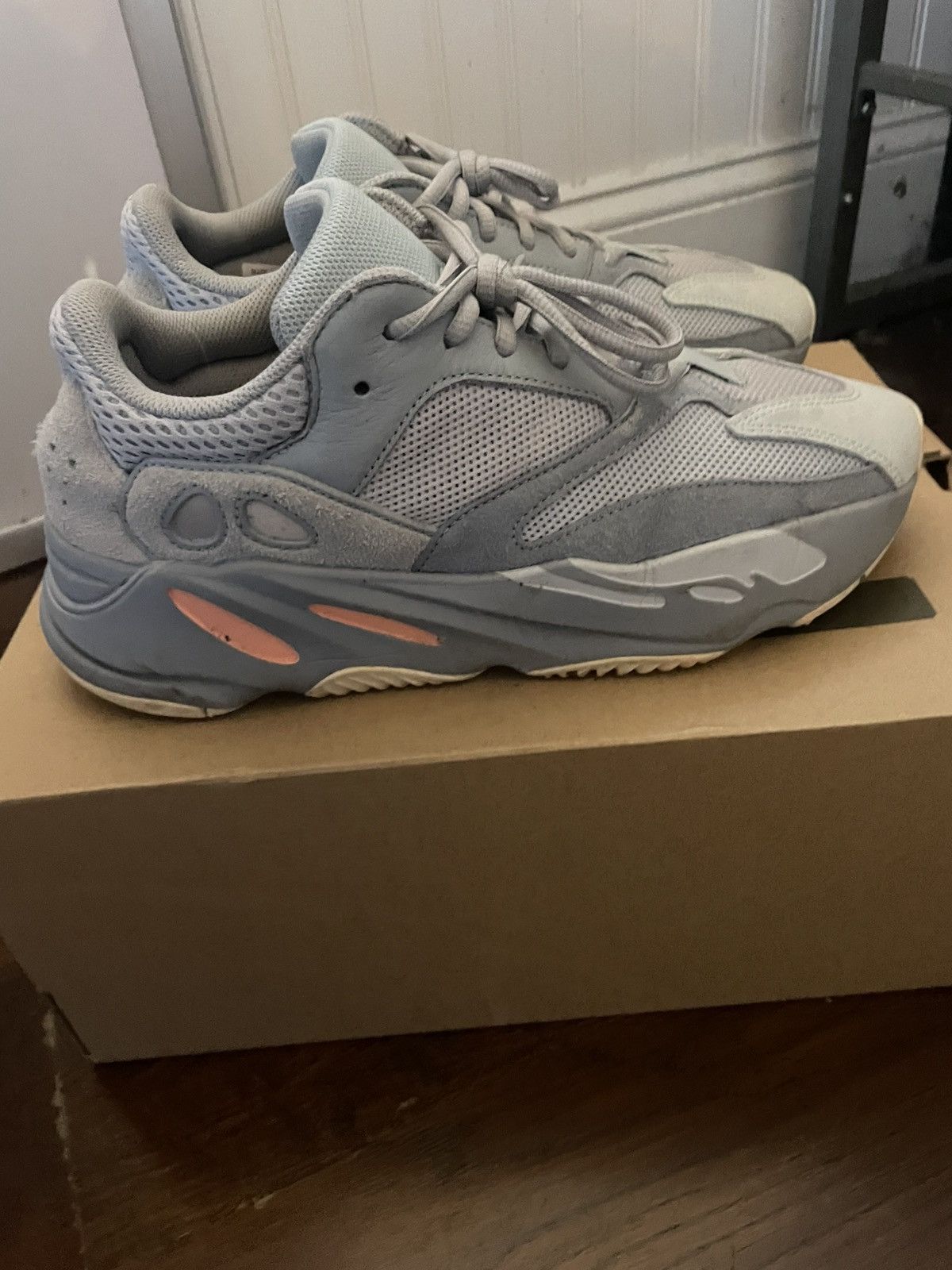Yeezy Yeezy 700 Size US 8.5 / EU 41-42 - 3 Thumbnail