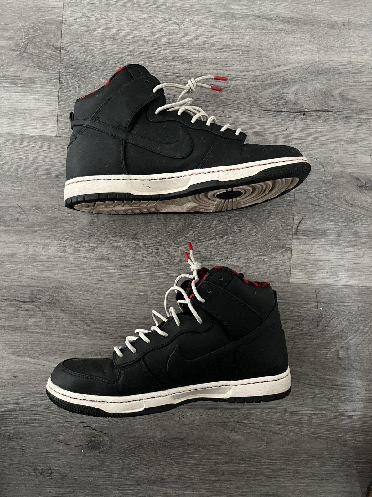 Nike Nike dunk high Rain shoe Size US 10 / EU 43 - 2 Thumbnail
