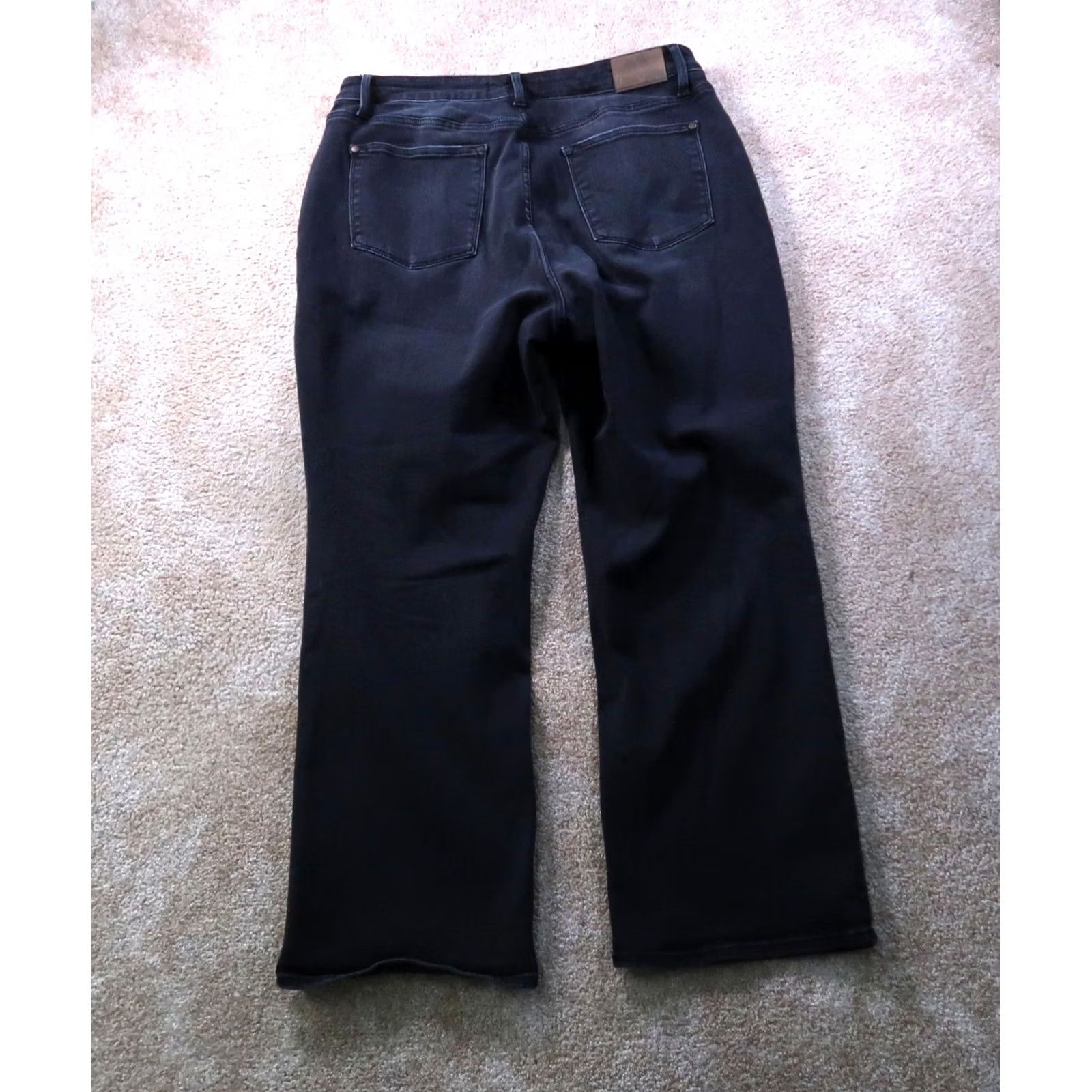 Vintage Judy Blue High Rise Straight Jeans Women's 20W Black Stretch Denim Jeans 5-Pocket Regular fit Vintage: No 30in Inseam Plus Size Pant Mens? Size 42" / US 20 - 7 Thumbnail