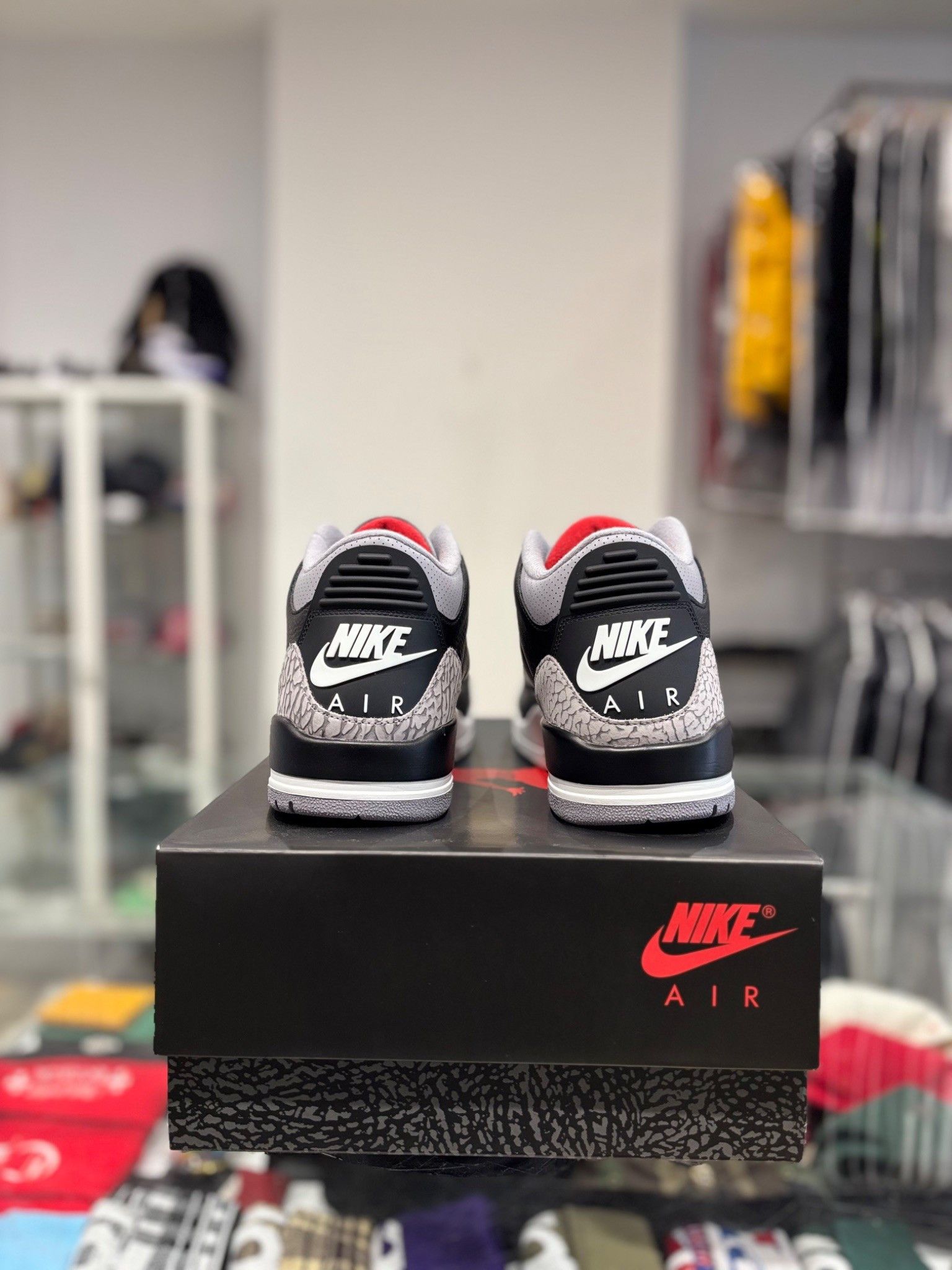 Jordan Brand Jordan 3 Black Cement (2024) Size US 13 / EU 46 - 4 Thumbnail